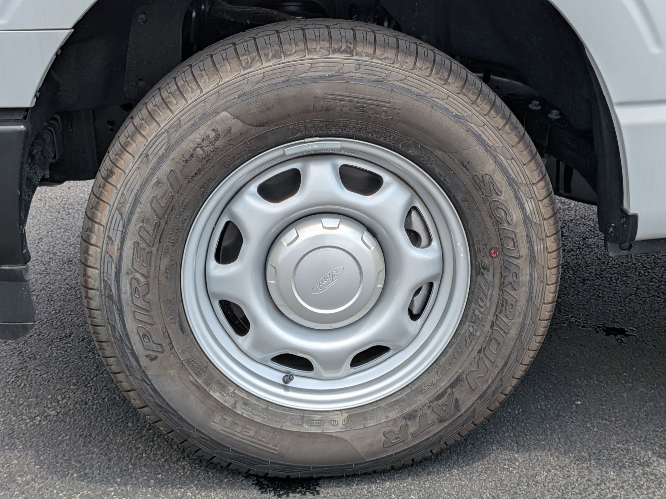 2025 FORD F-150 - Image 9