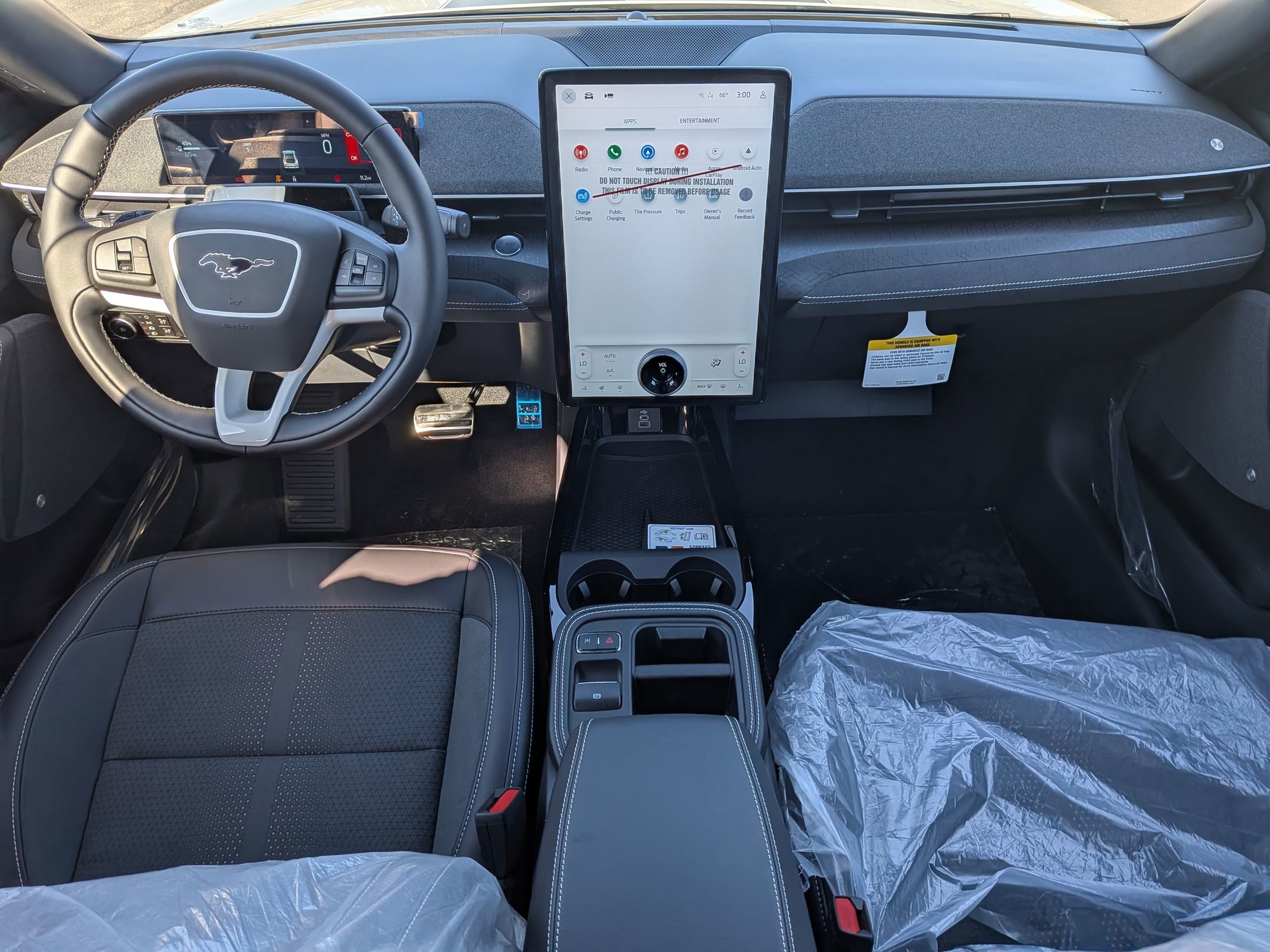 2025 FORD MUSTANG MACH-E - Image 21