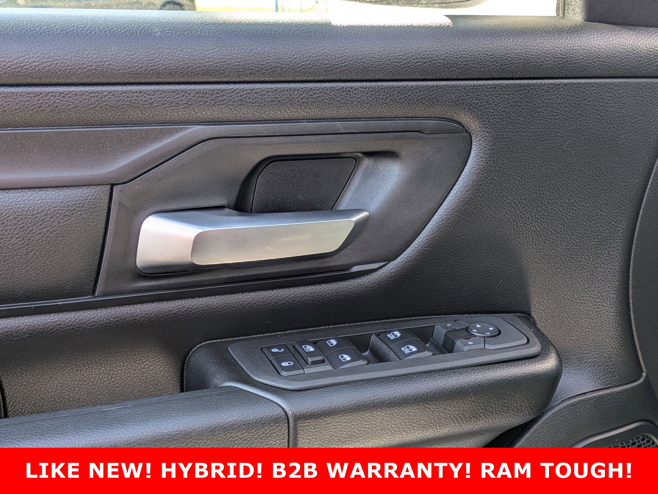 2025 RAM 1500 - Image 11
