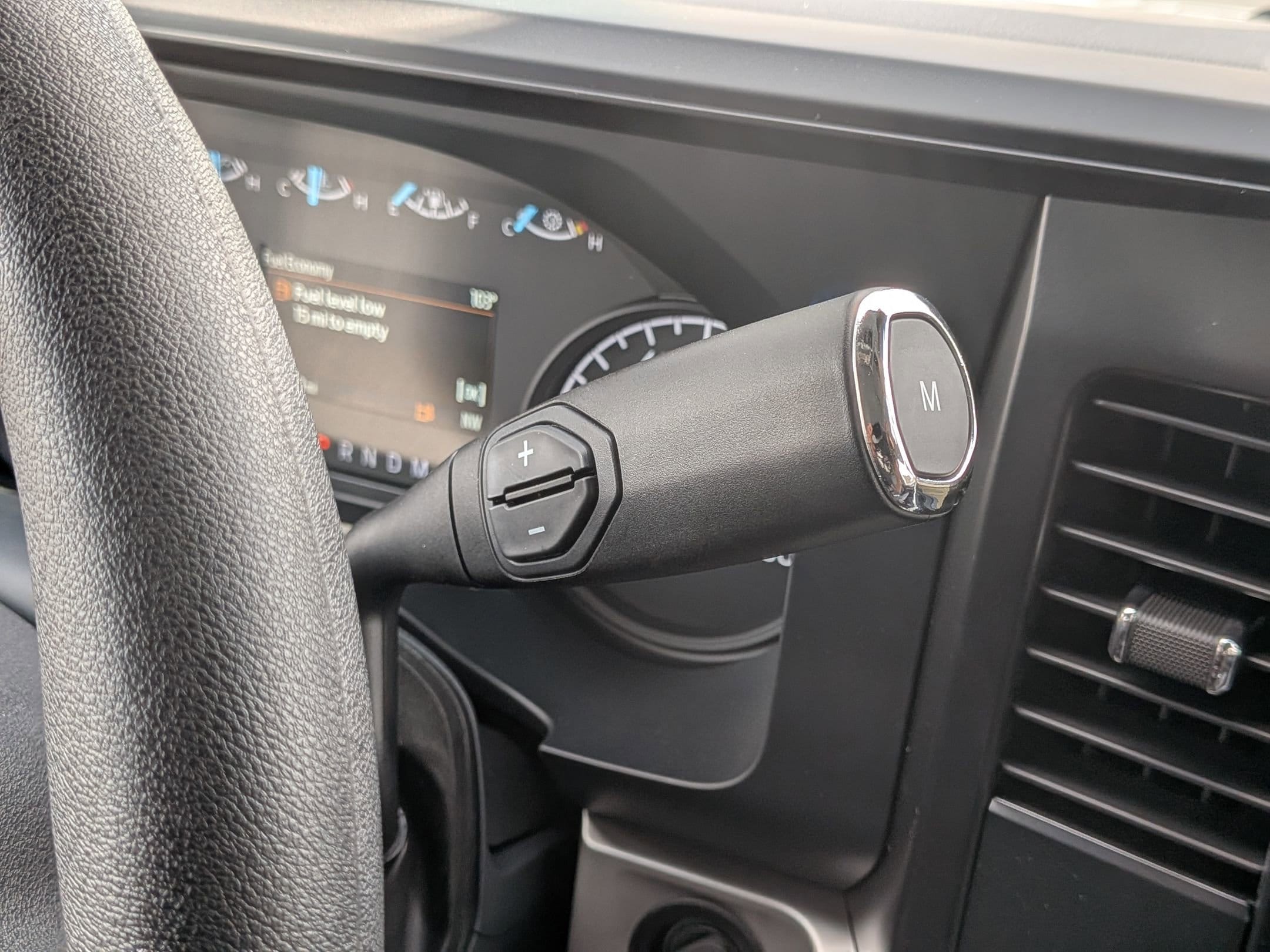 2025 FORD F-250 - Image 17