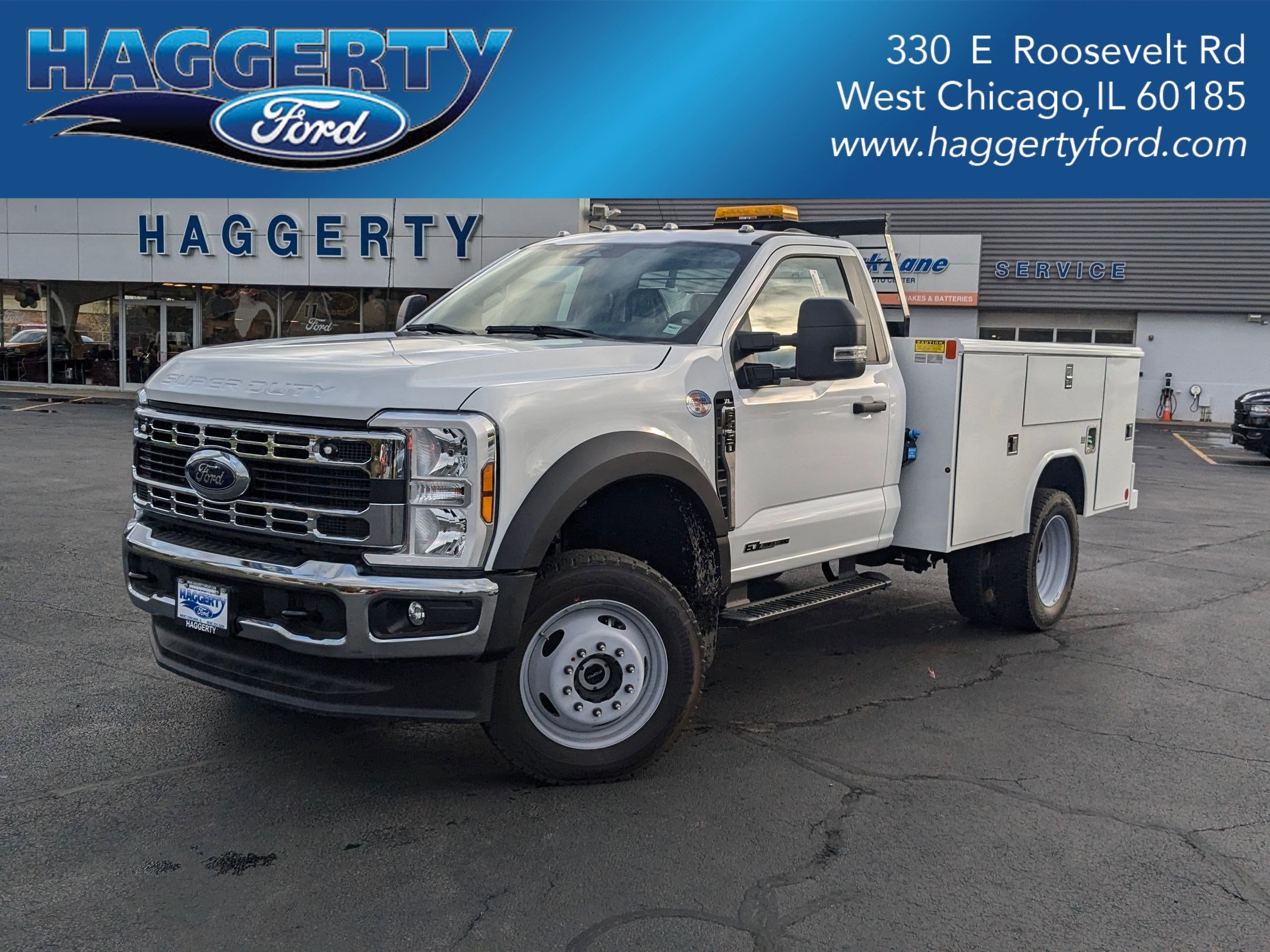 2024 Ford F-450 Super Duty Chassis Cab XL's photo