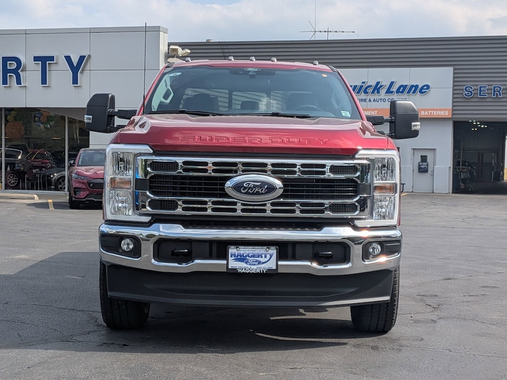 New 2025 Ford Super Duty F-250 SRW XLT 4WD SuperCab 8 Box XLT 4WD SuperCab 8 Box