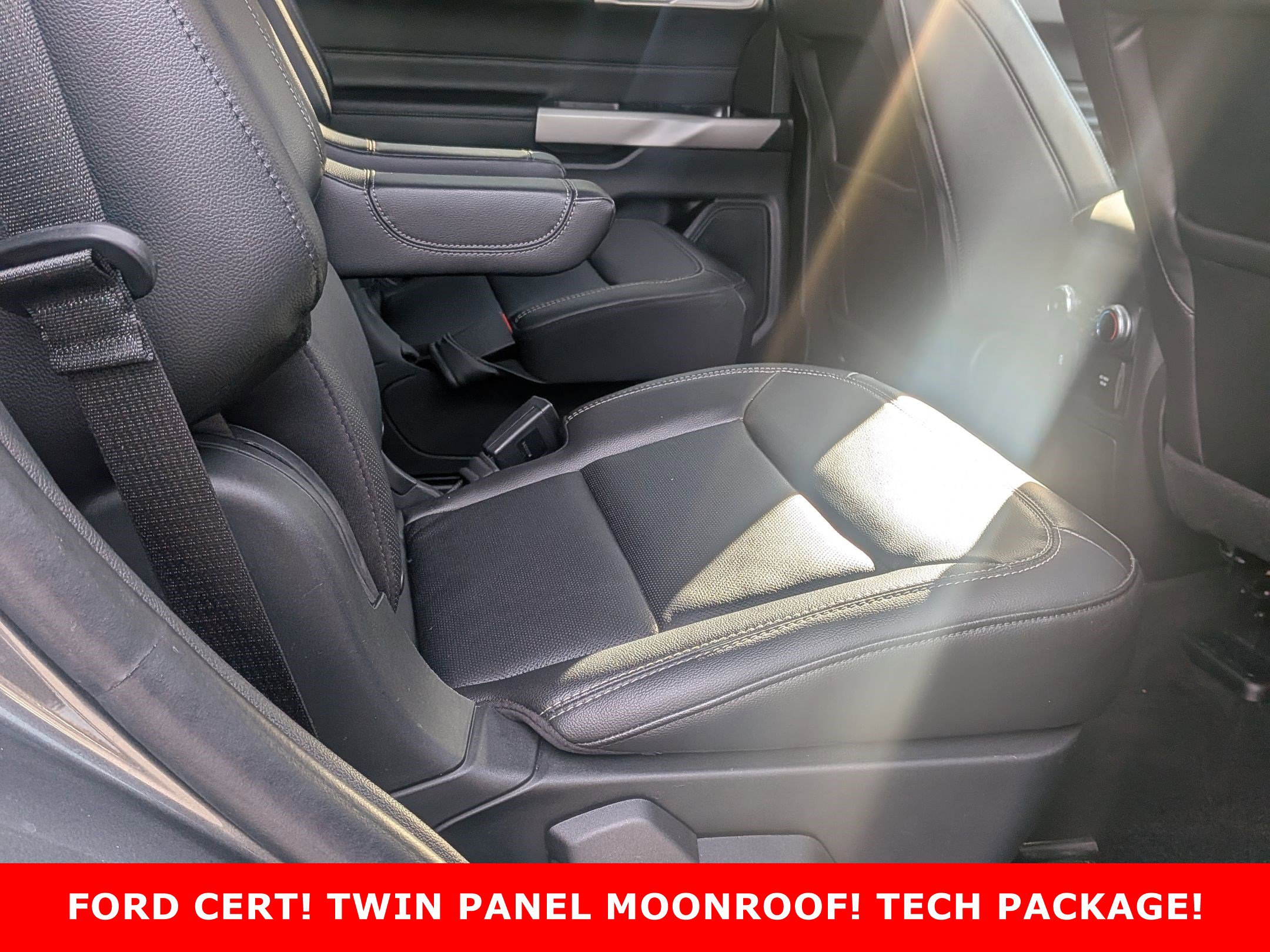 2023 FORD EXPLORER - Image 25