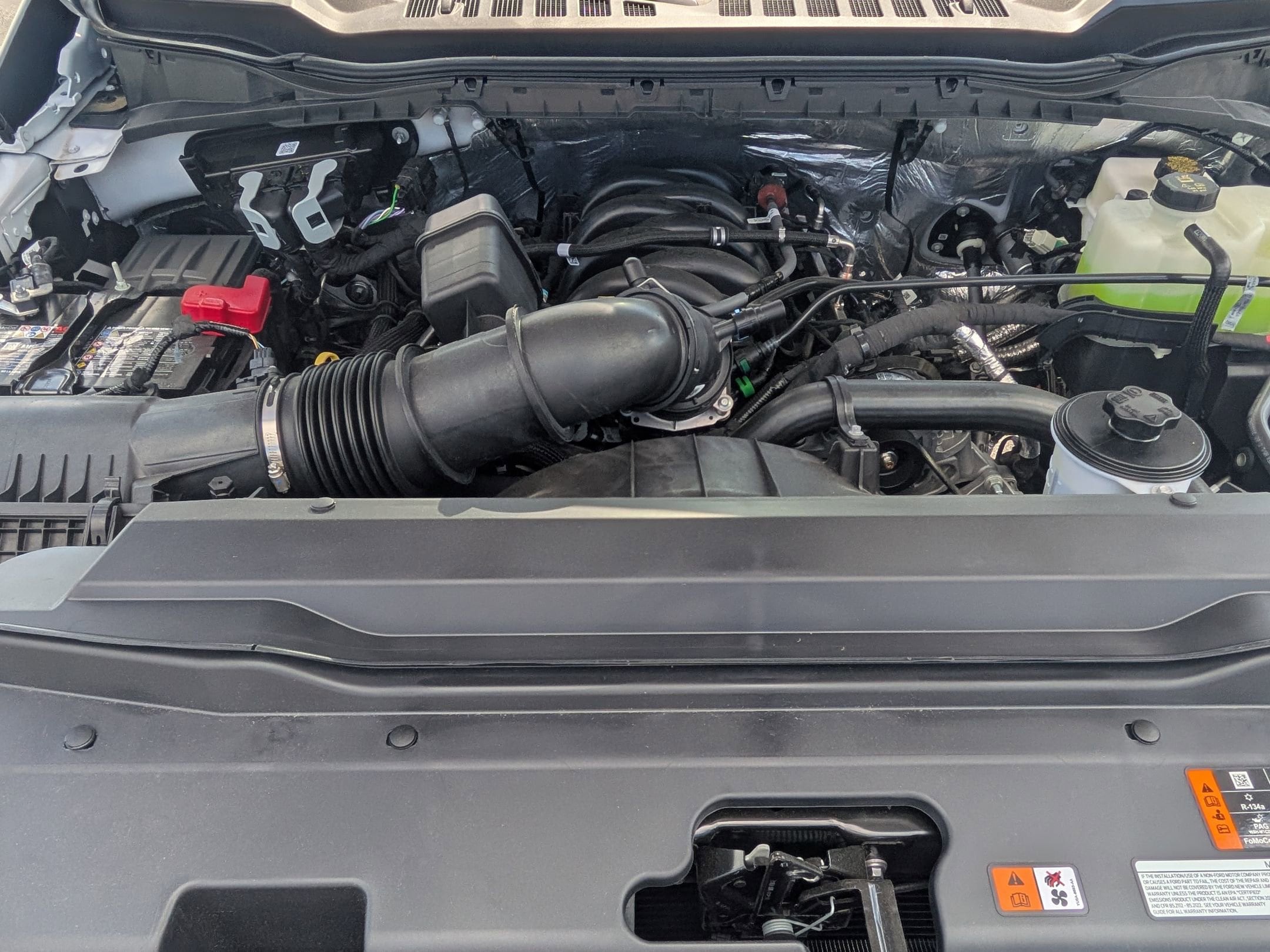 2025 FORD F-350 - Image 21