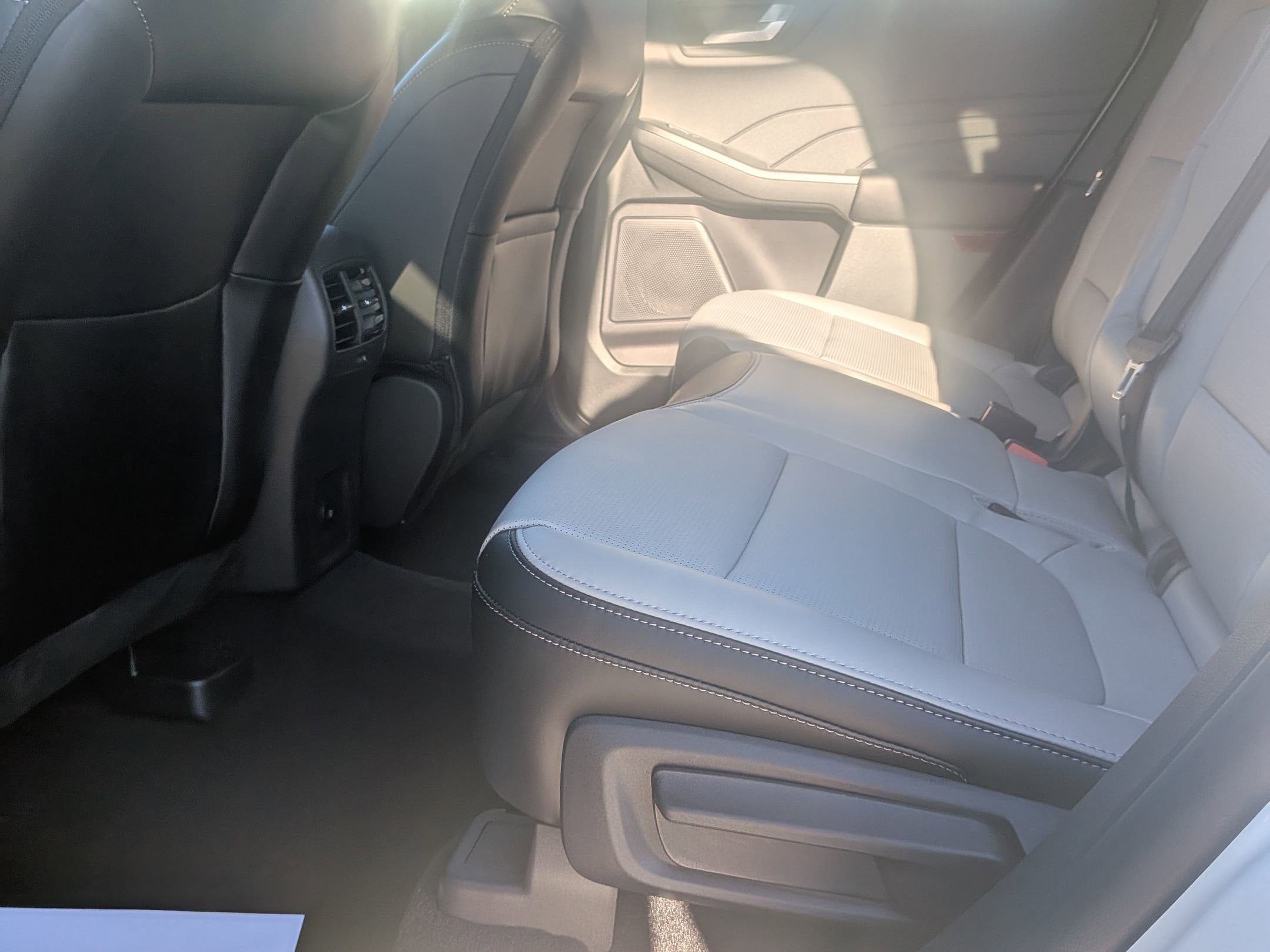 2026 FORD ESCAPE - Image 23