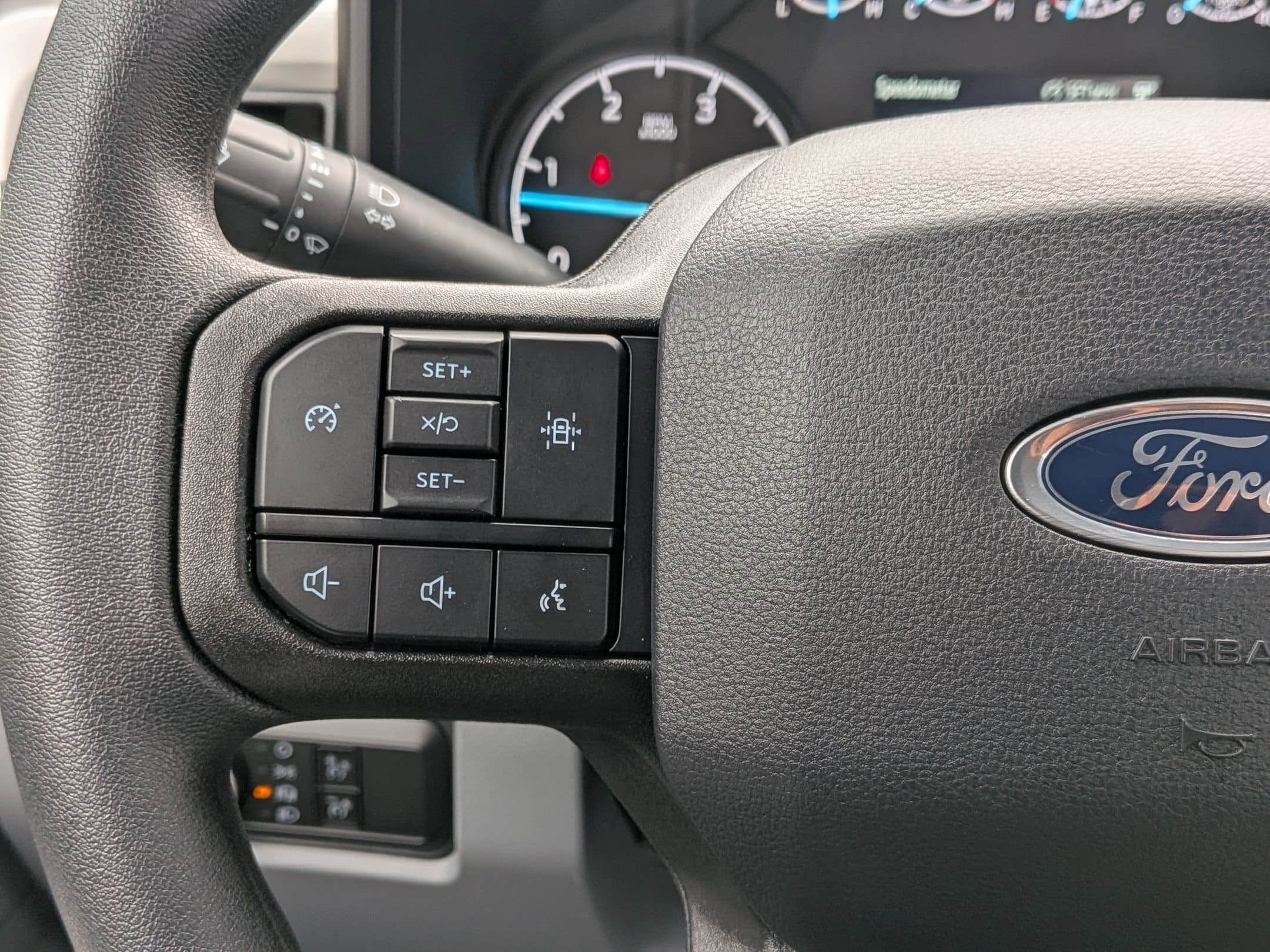 2026 FORD F-350 - Image 14