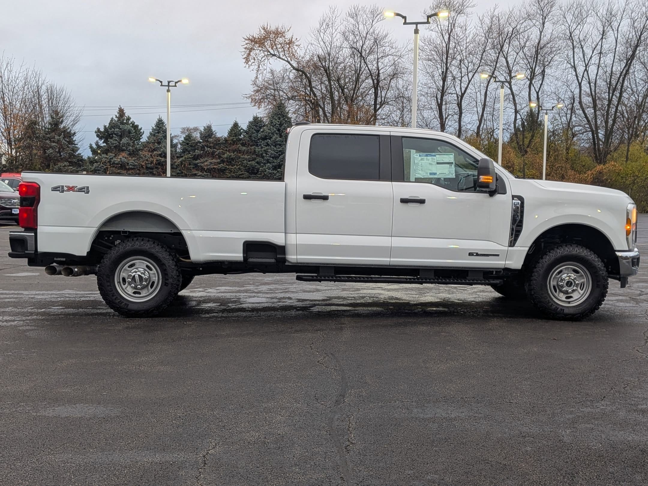 2026 FORD F-350 - Image 4