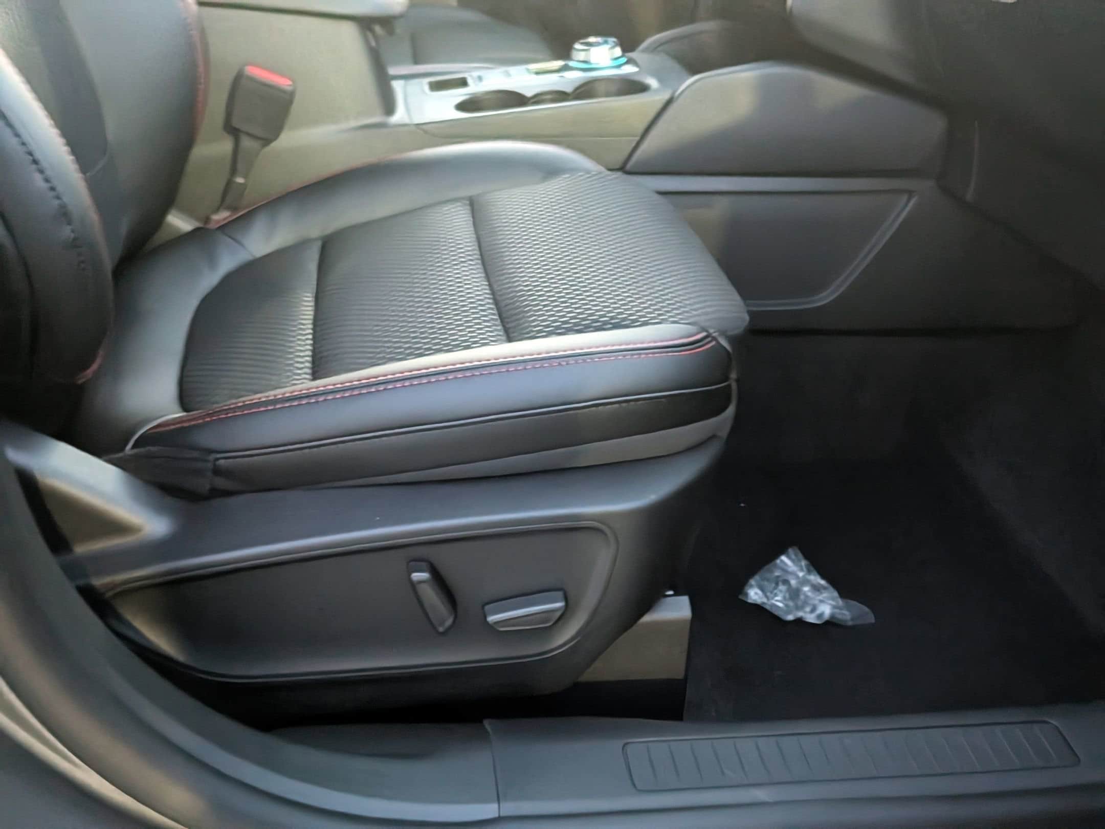 2026 FORD ESCAPE - Image 27