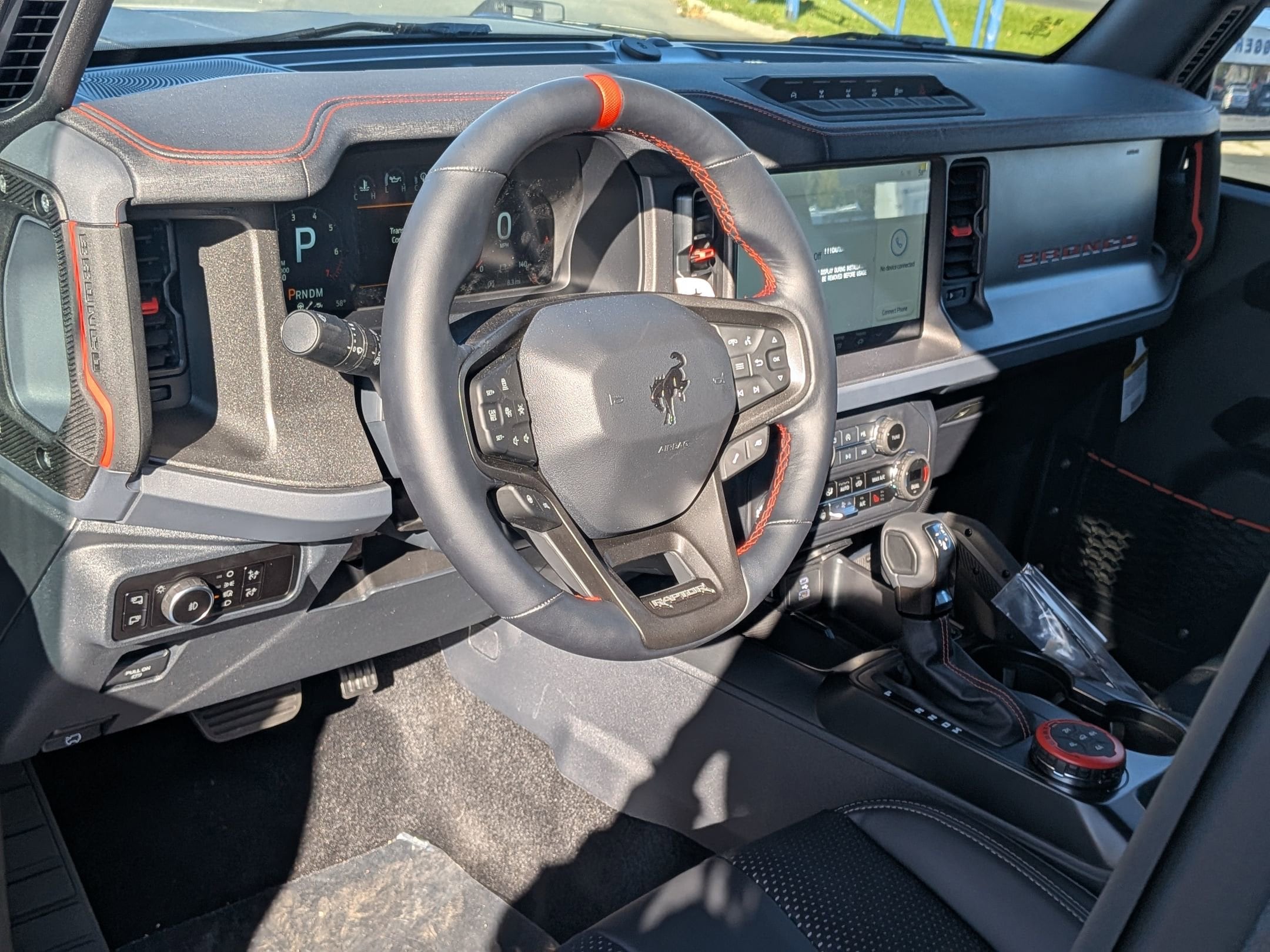 2025 FORD BRONCO - Image 10