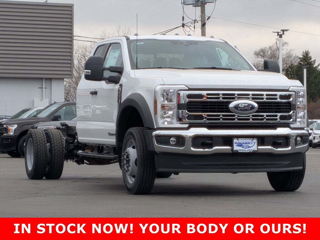 New 2026 Ford Super Duty F-450 DRW XL 4WD SuperCab 192 WB 84 CA