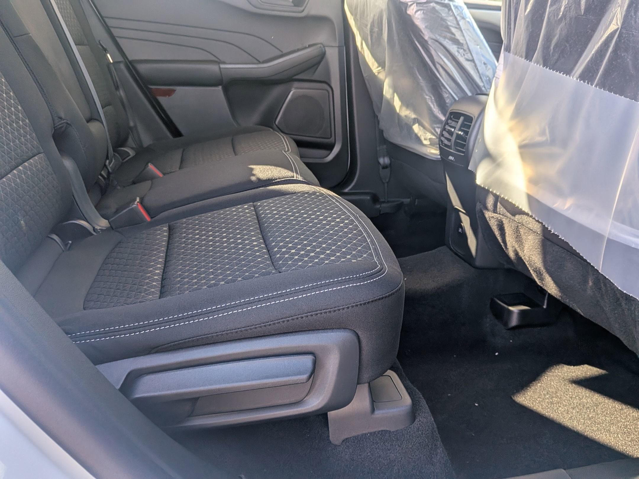 2026 FORD ESCAPE - Image 24