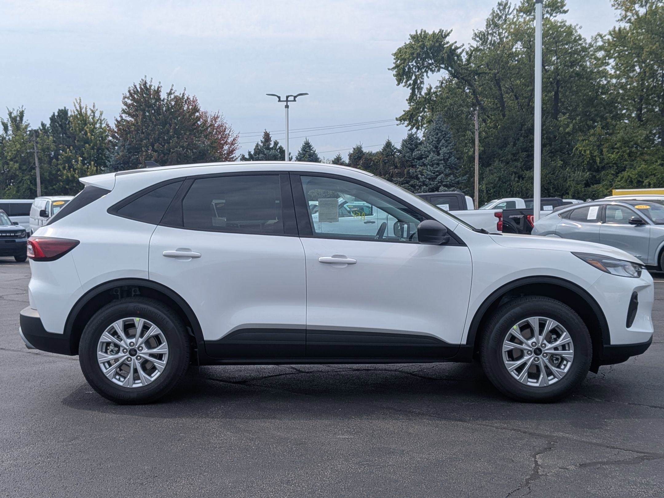2025 Ford Escape Active photo 4