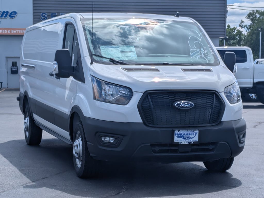 New 2024 Ford Transit T-350 148 Low Rf 9950 GVWR RWD T-350 148 Low Rf 9950 GVWR RWD