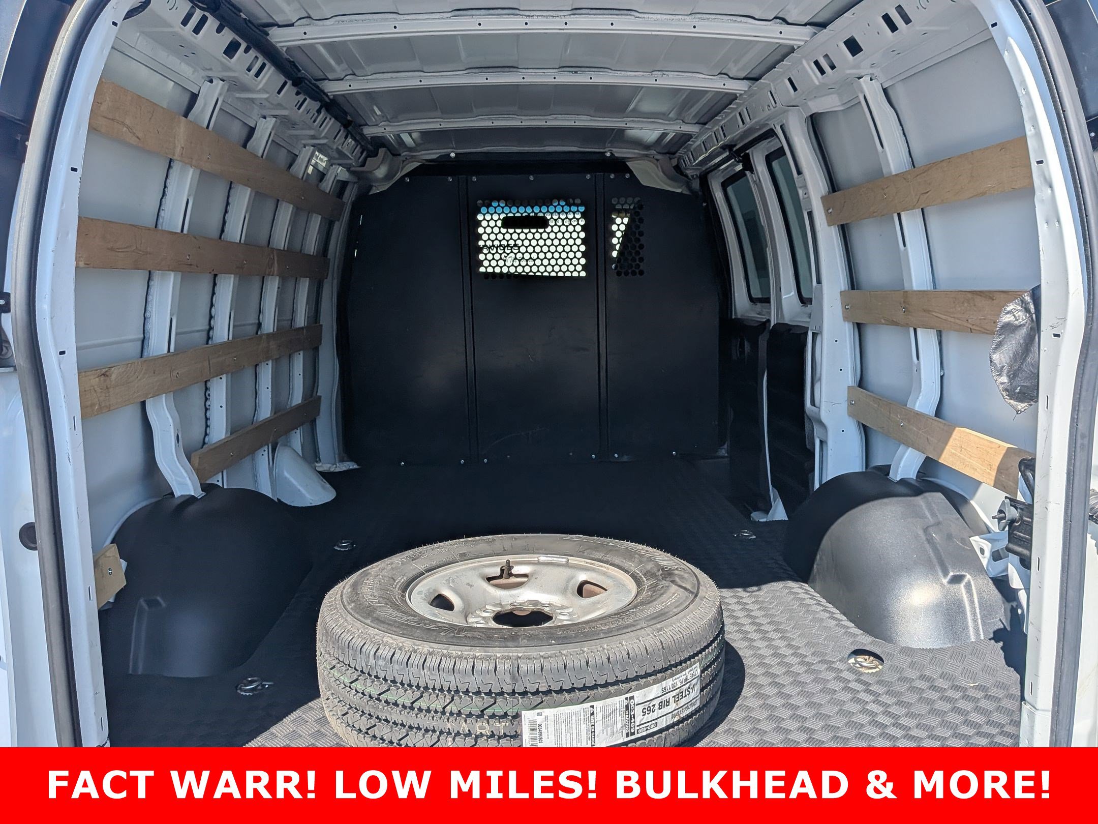 2023 CHEVROLET EXPRESS - Image 23