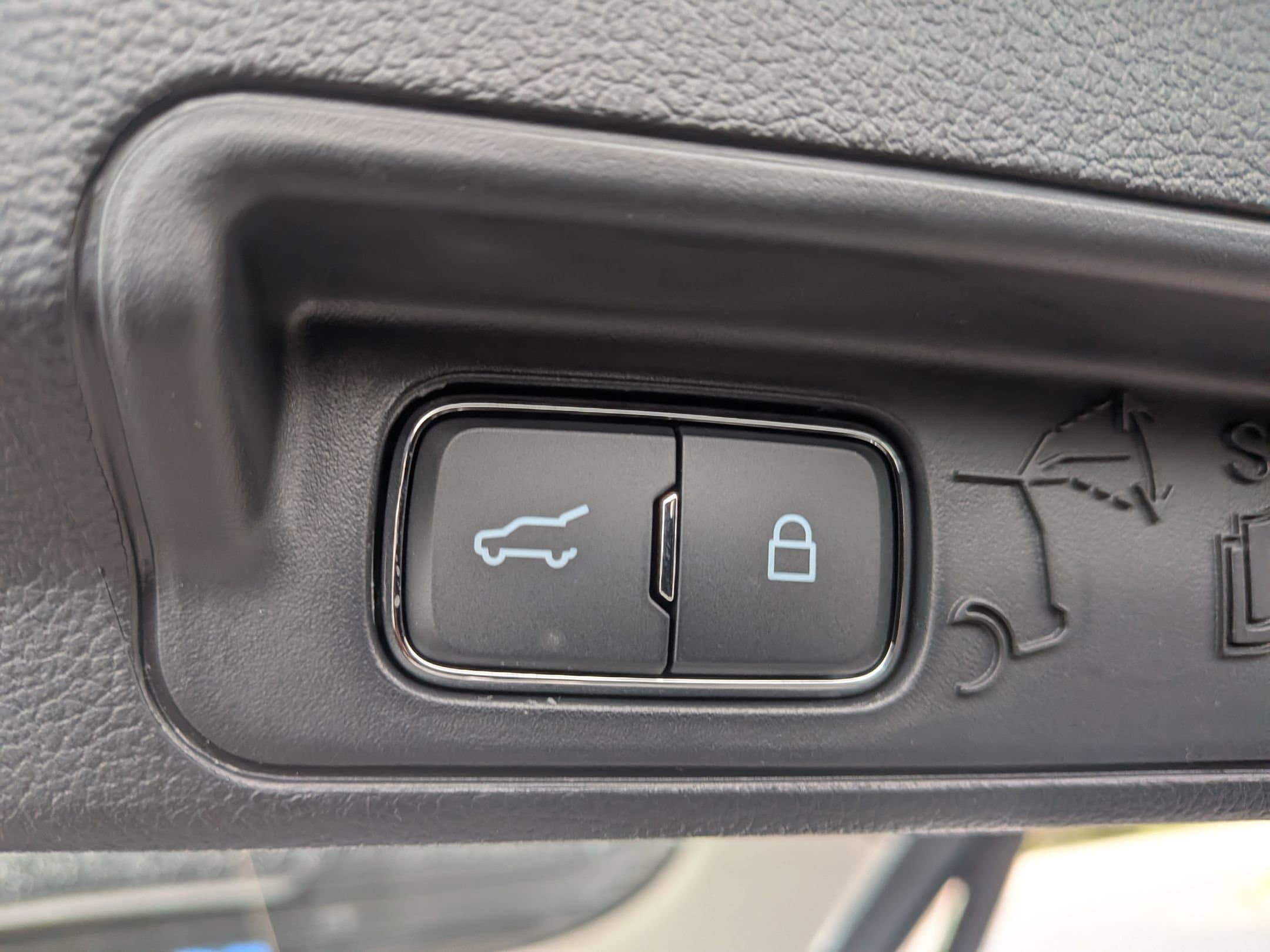 2025 FORD EXPLORER - Image 28