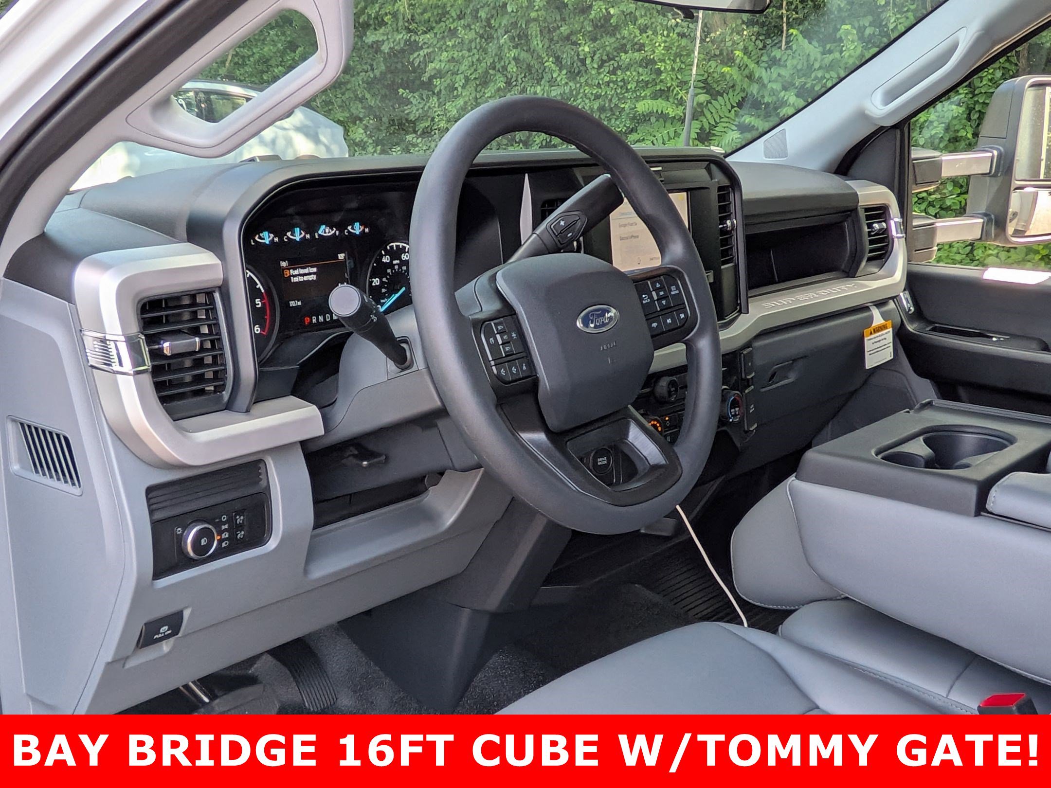 2025 FORD F-450 - Image 11