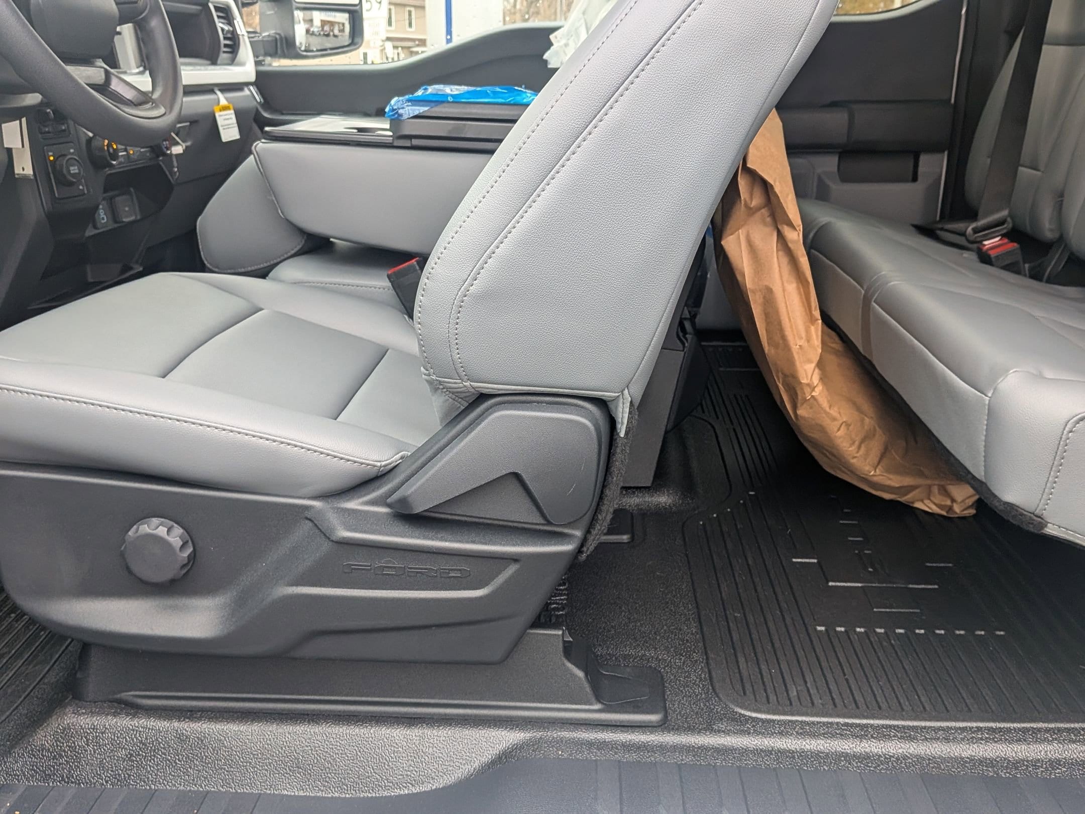 2026 FORD F-450 - Image 13