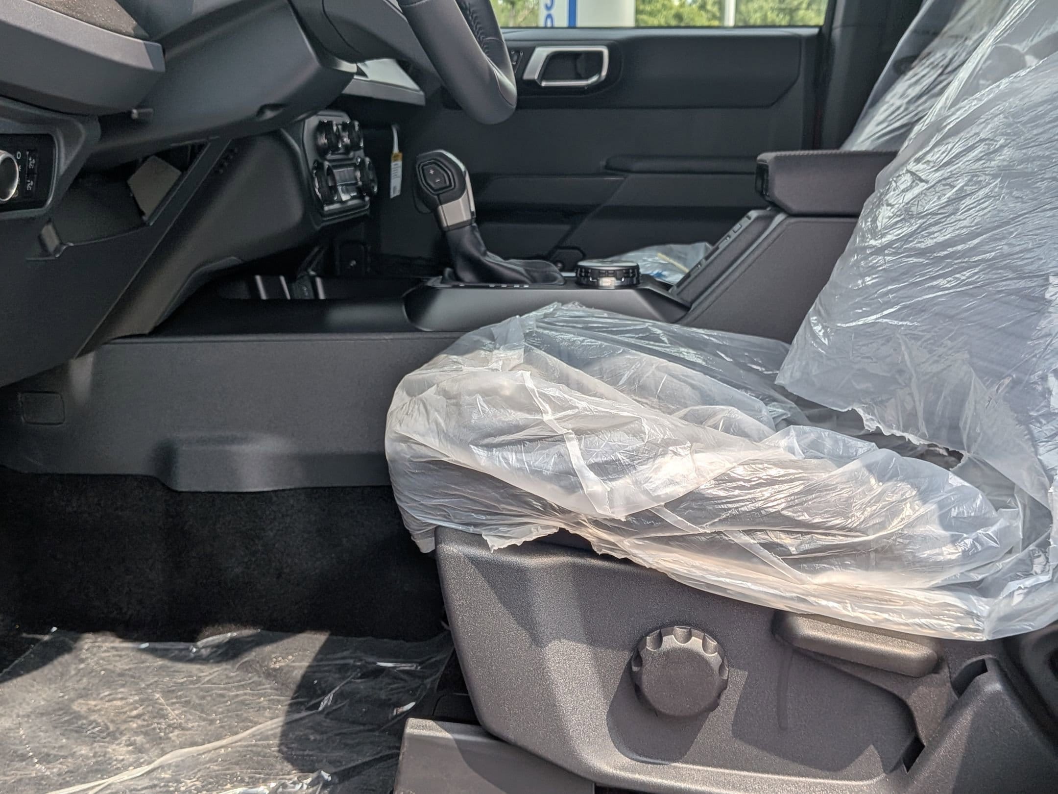 2025 FORD BRONCO - Image 11