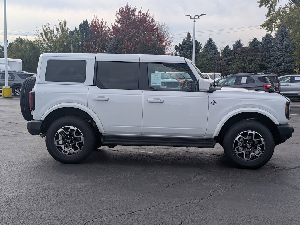 New 2025 Ford Bronco Outer Banks 4 Door 4x4 Outer Banks 4x4