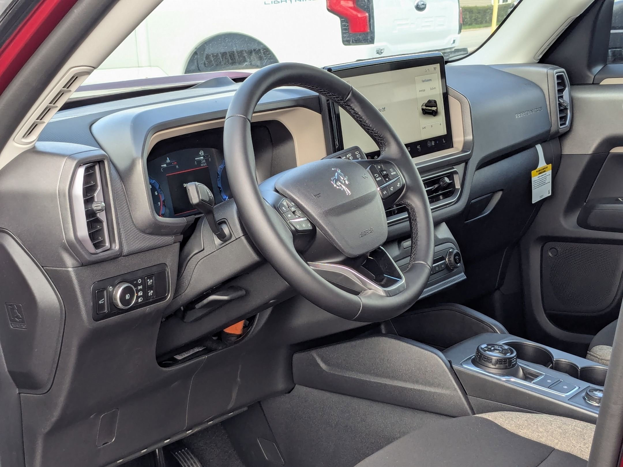 2025 FORD BRONCO SPORT - Image 13