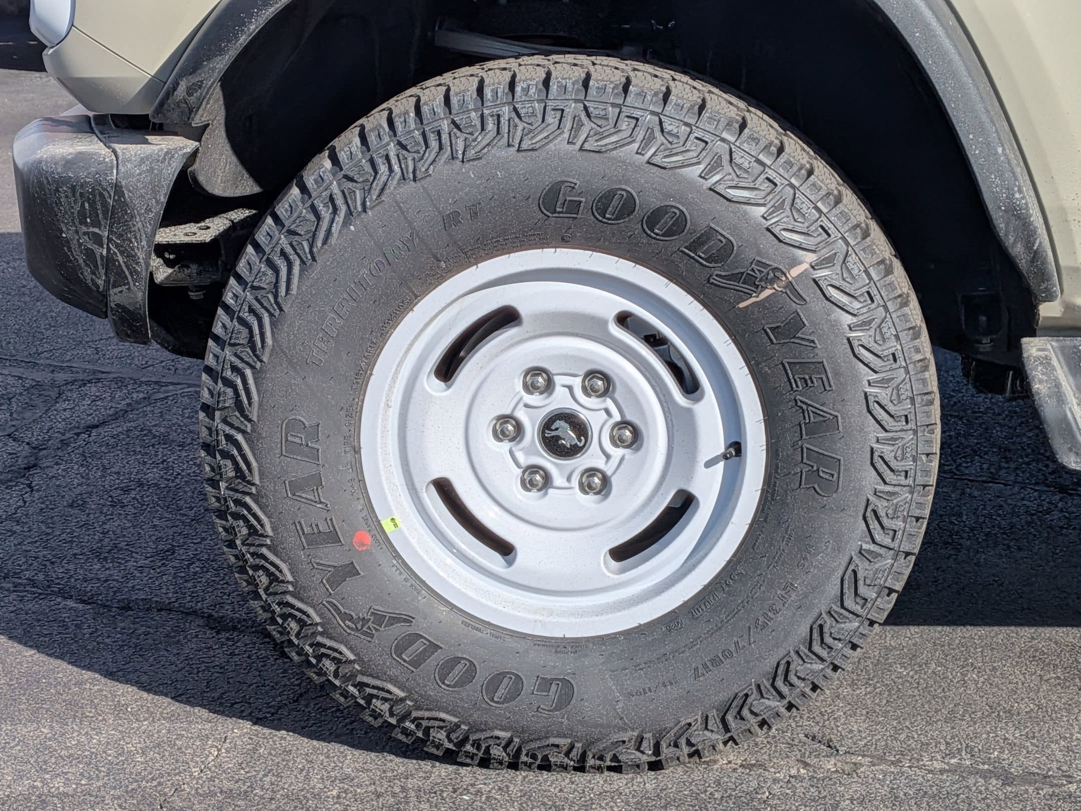 2026 FORD BRONCO - Image 9