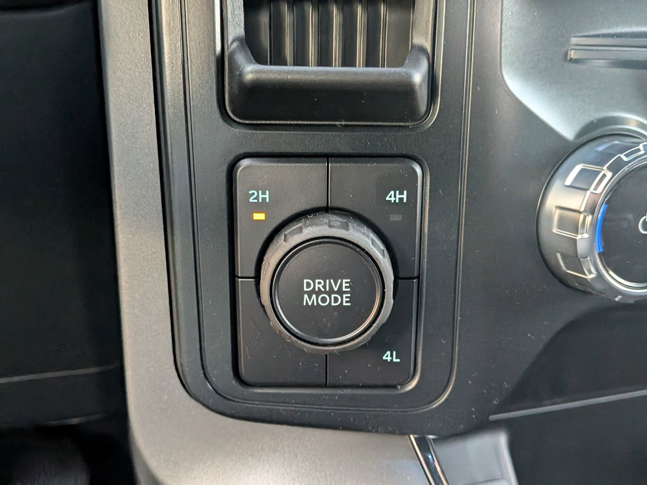 2025 FORD F-150 - Image 20