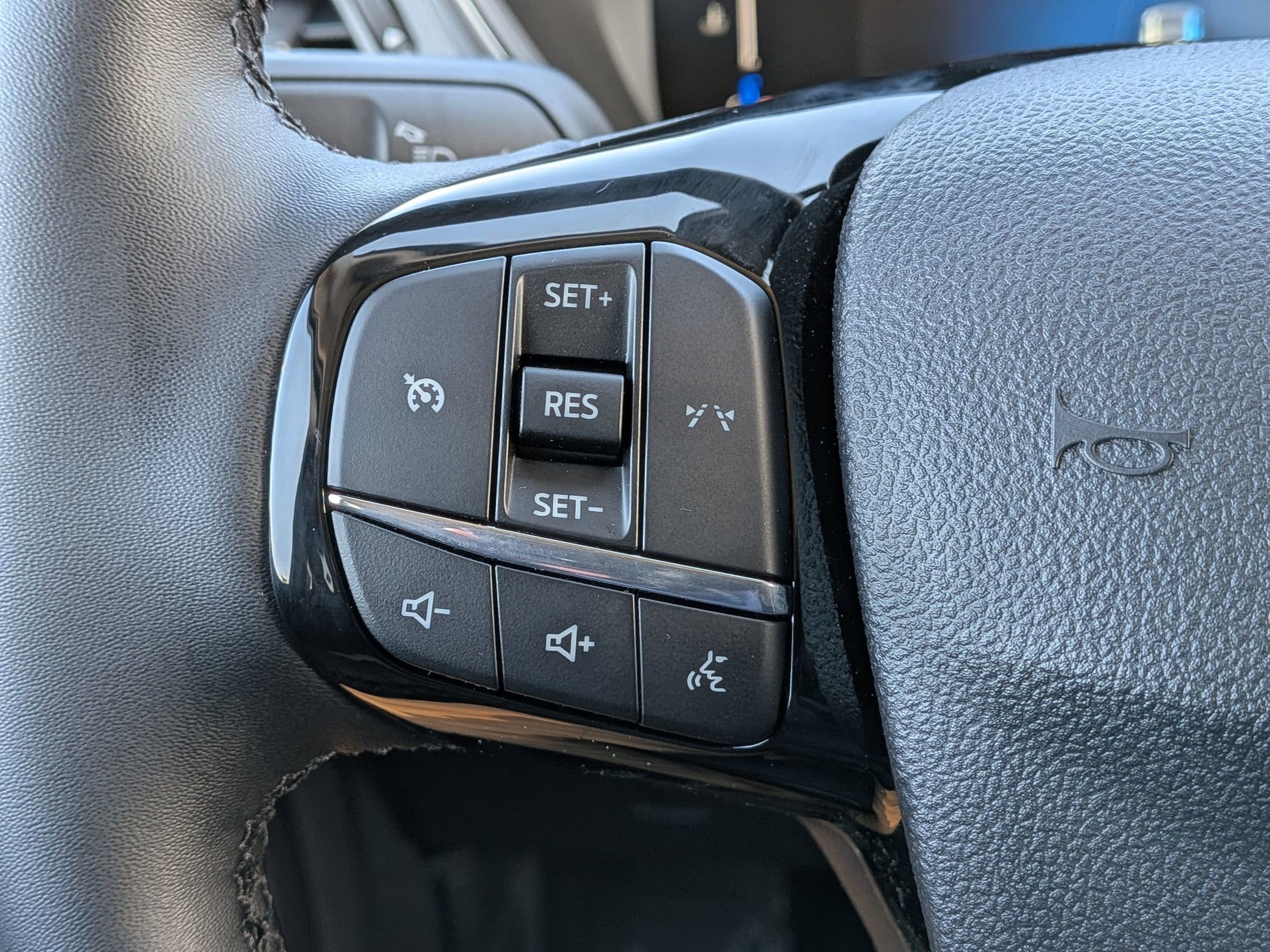 2026 FORD ESCAPE - Image 14