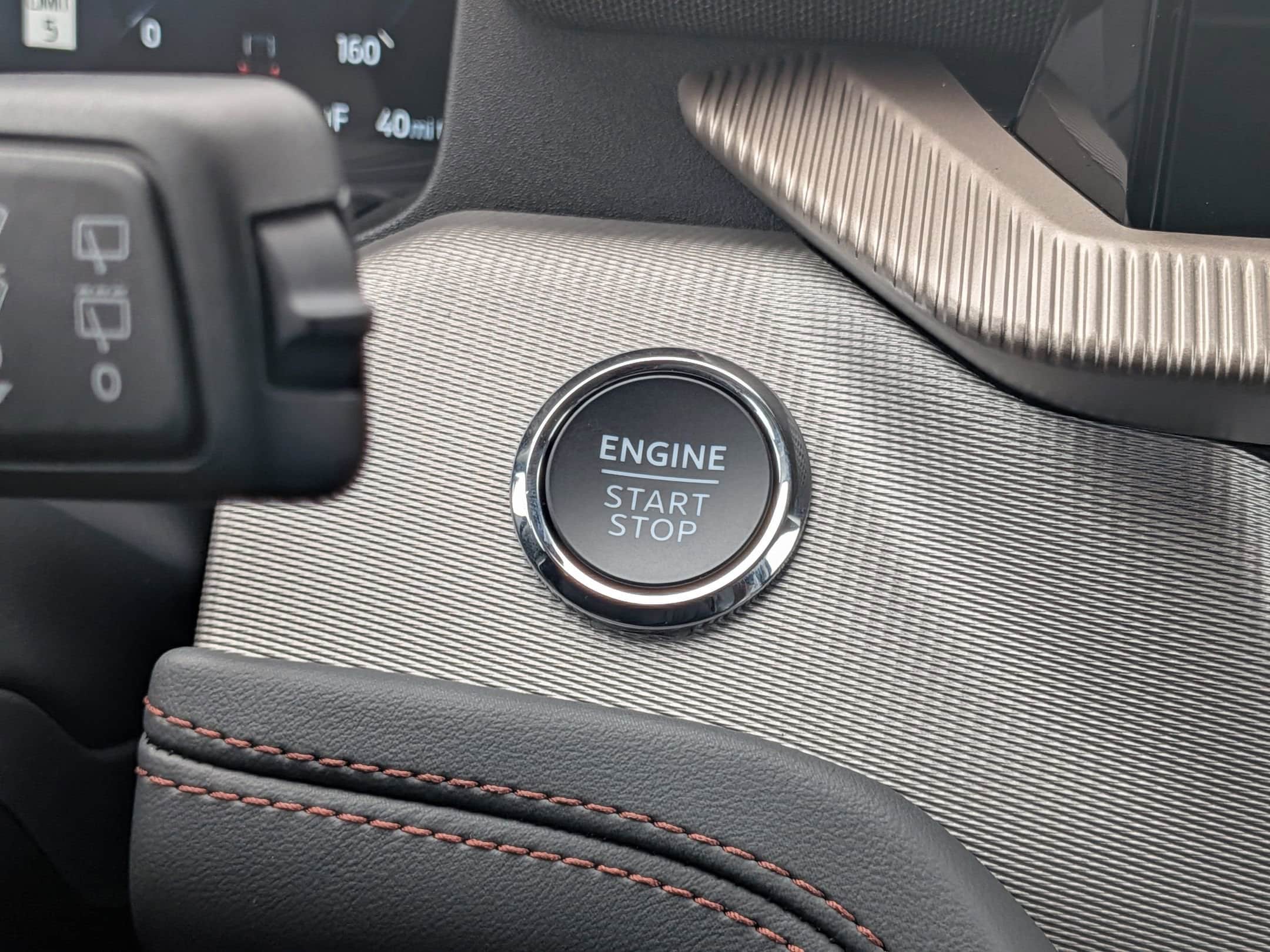 2025 FORD EXPLORER - Image 17