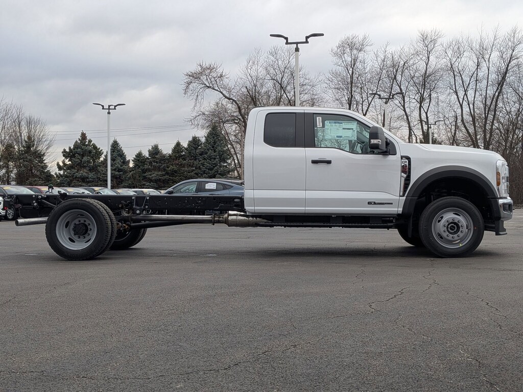 New 2026 Ford Super Duty F-450 DRW XL