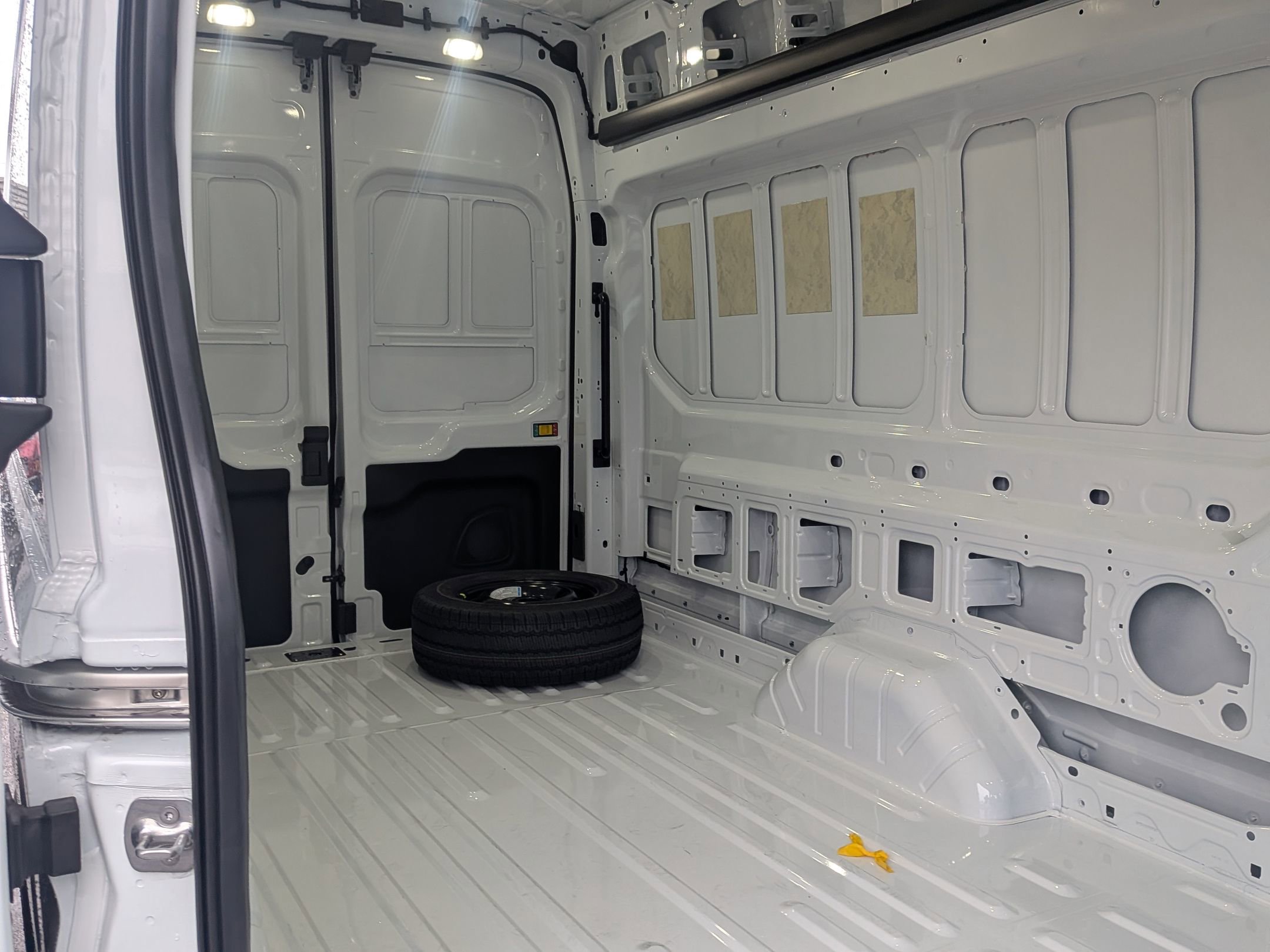 2026 FORD TRANSIT - Image 23