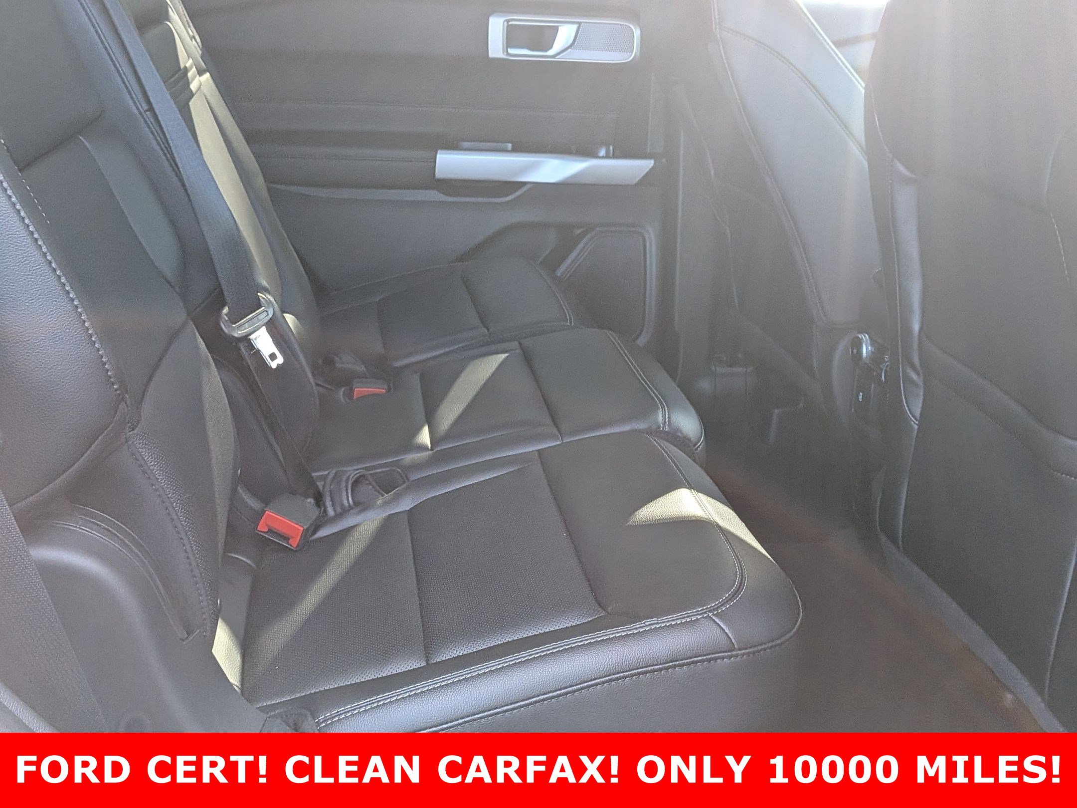 2023 FORD EXPLORER - Image 24