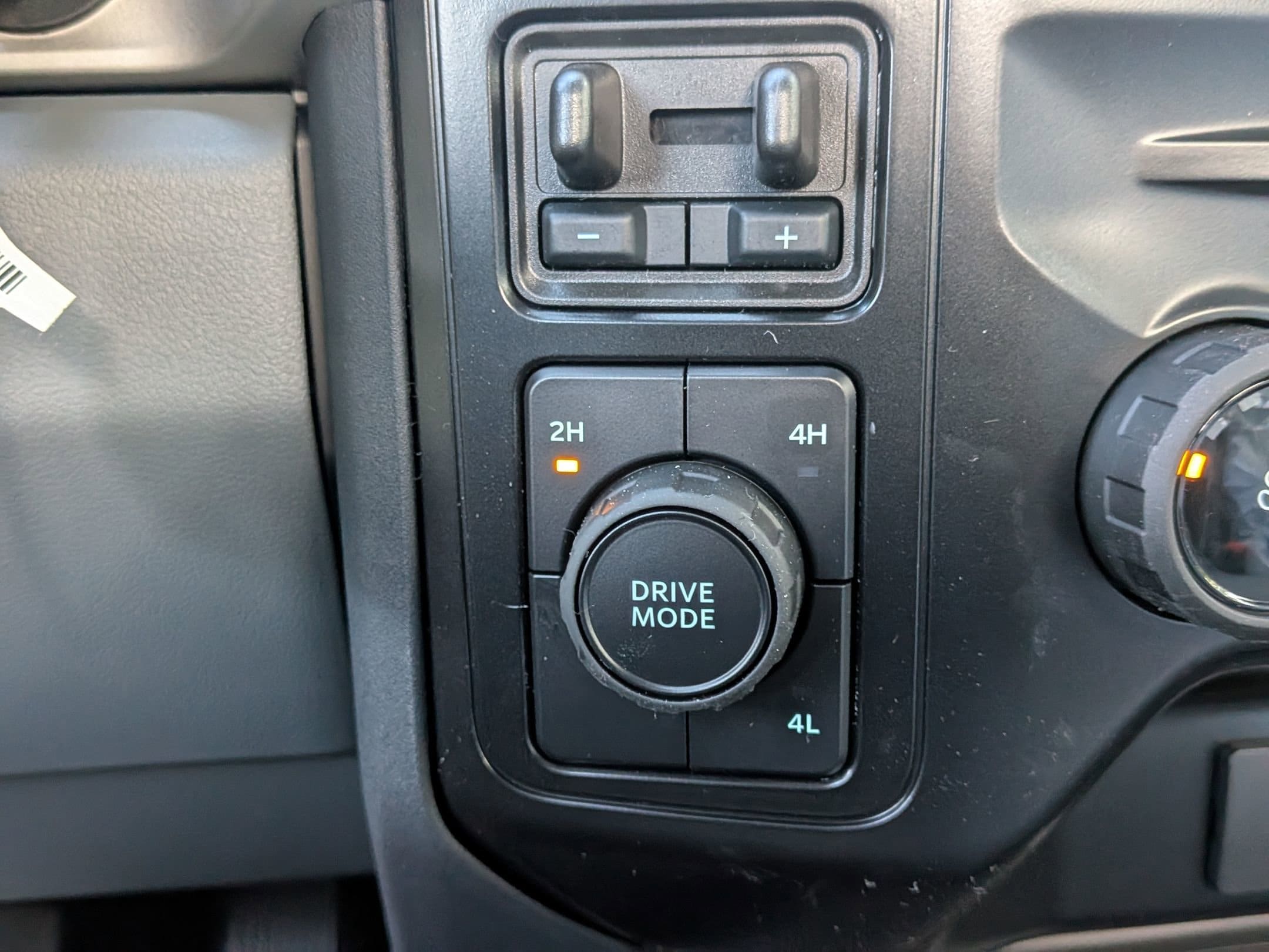 2026 FORD F-350 - Image 19