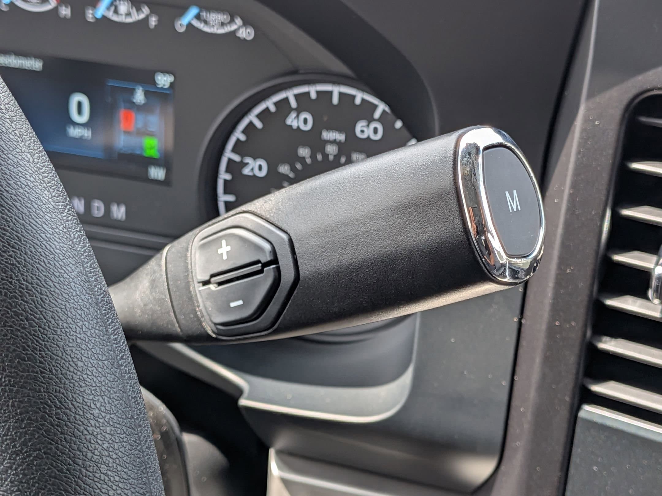 2025 FORD F-250 - Image 17