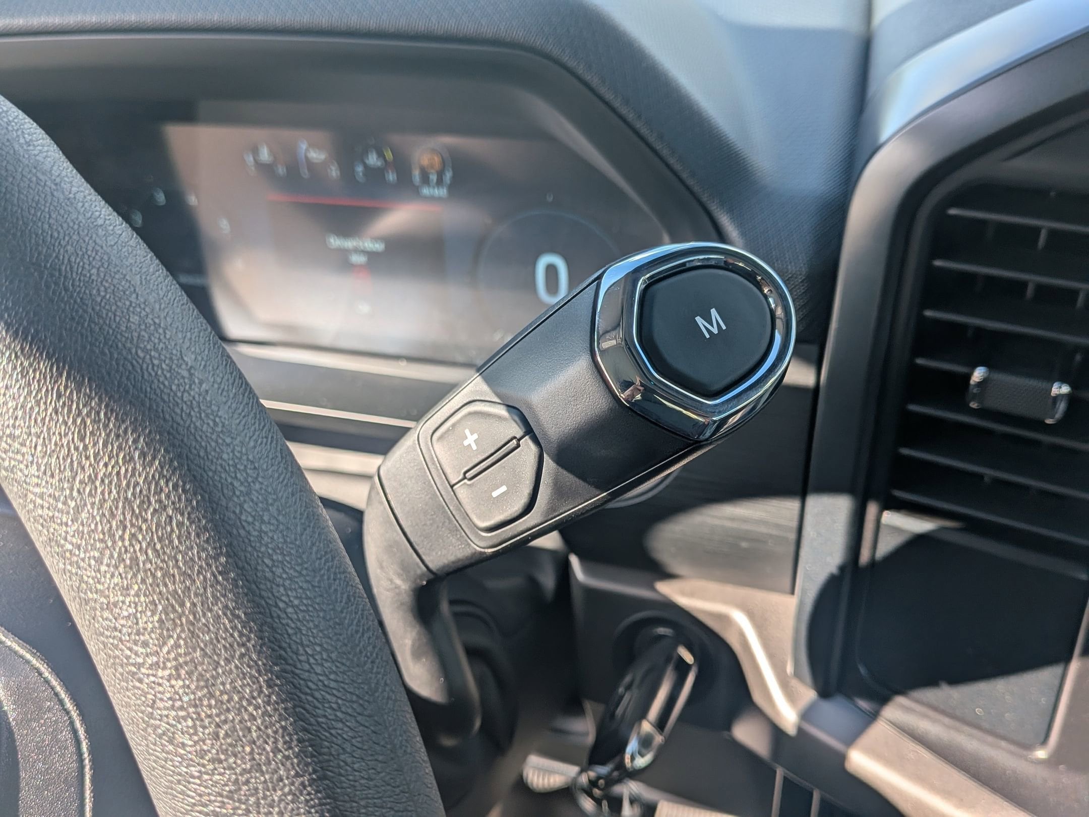 2025 FORD F-150 - Image 19