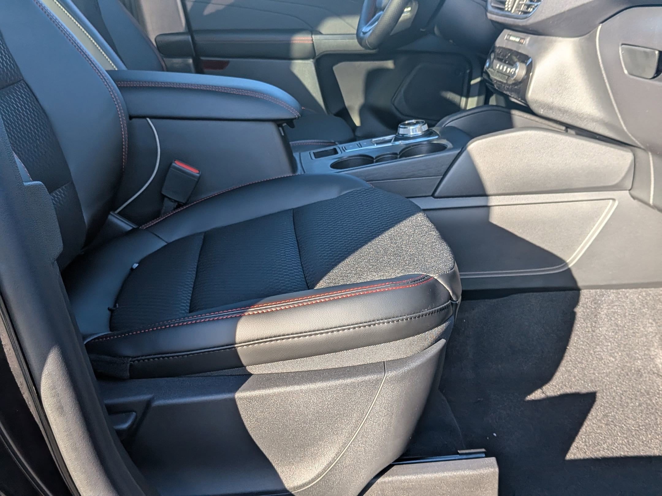 2026 FORD ESCAPE - Image 27