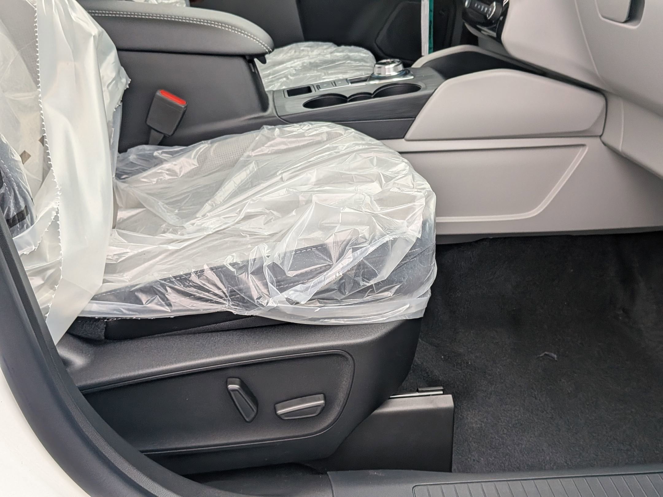 2026 FORD ESCAPE - Image 28