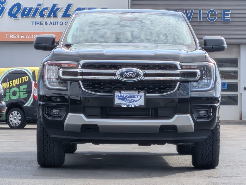 New 2025 Ford Ranger XLT 4WD SuperCrew 5 Box XLT 4WD SuperCrew 5 Box