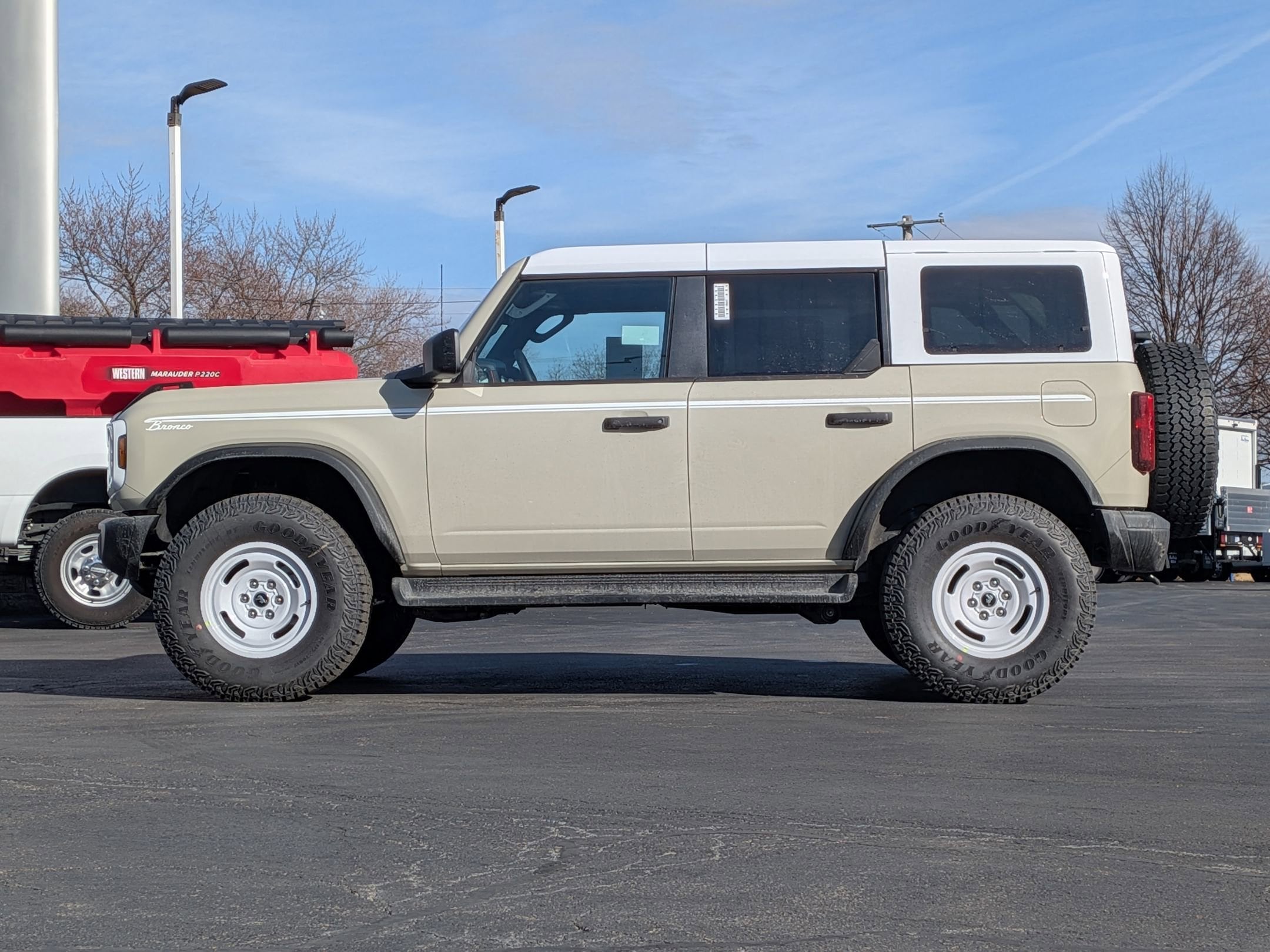 2026 FORD BRONCO - Image 8