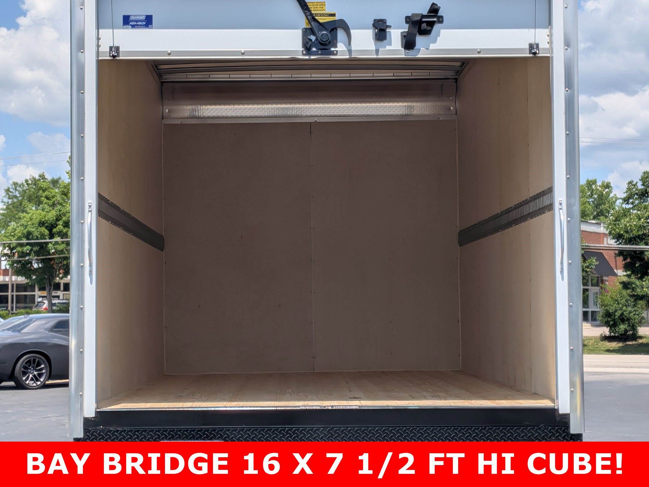 2025 FORD F-450 - Image 25