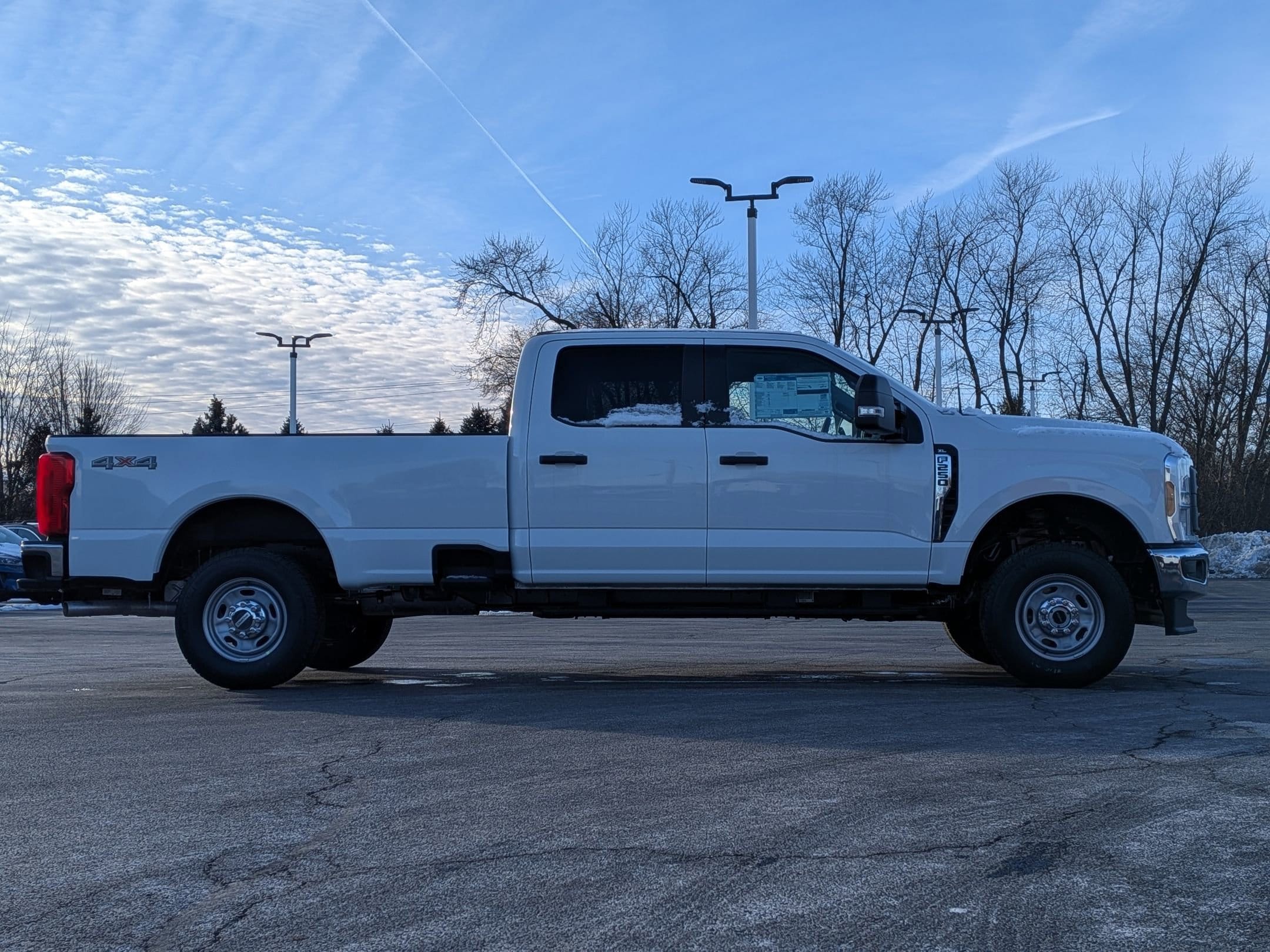 2026 FORD F-250 - Image 4