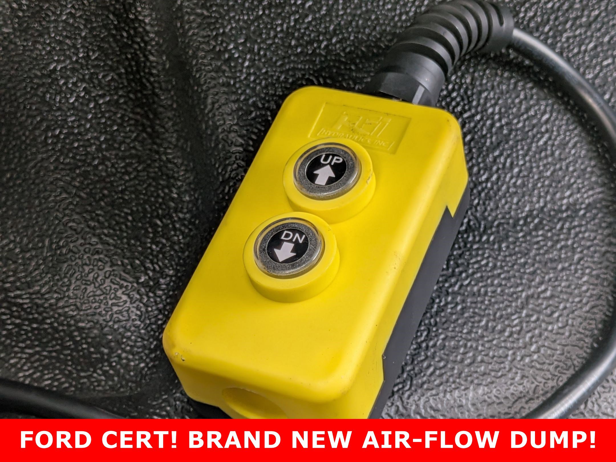 2025 FORD F-450 - Image 22