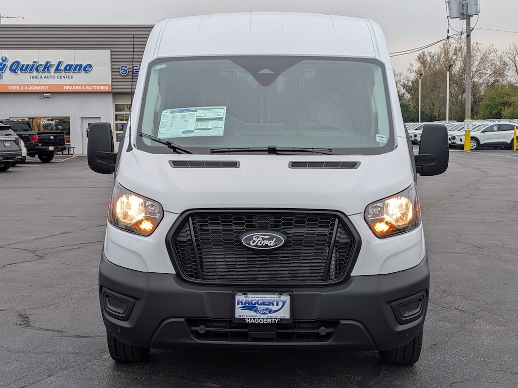 New 2026 Ford Transit T-250 148 Med Rf 9150 GVWR RWD T-250 148 Med Rf 9150 GVWR RWD