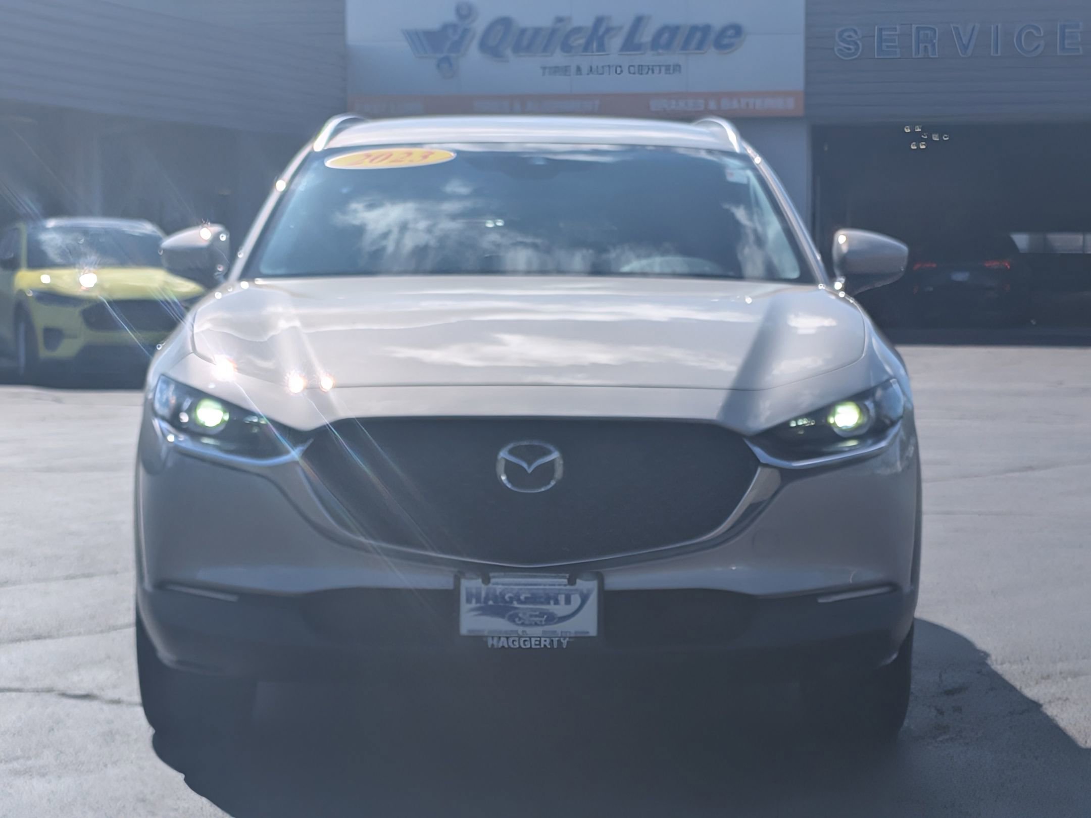 2023 Mazda CX-30 2.5 Select photo 2