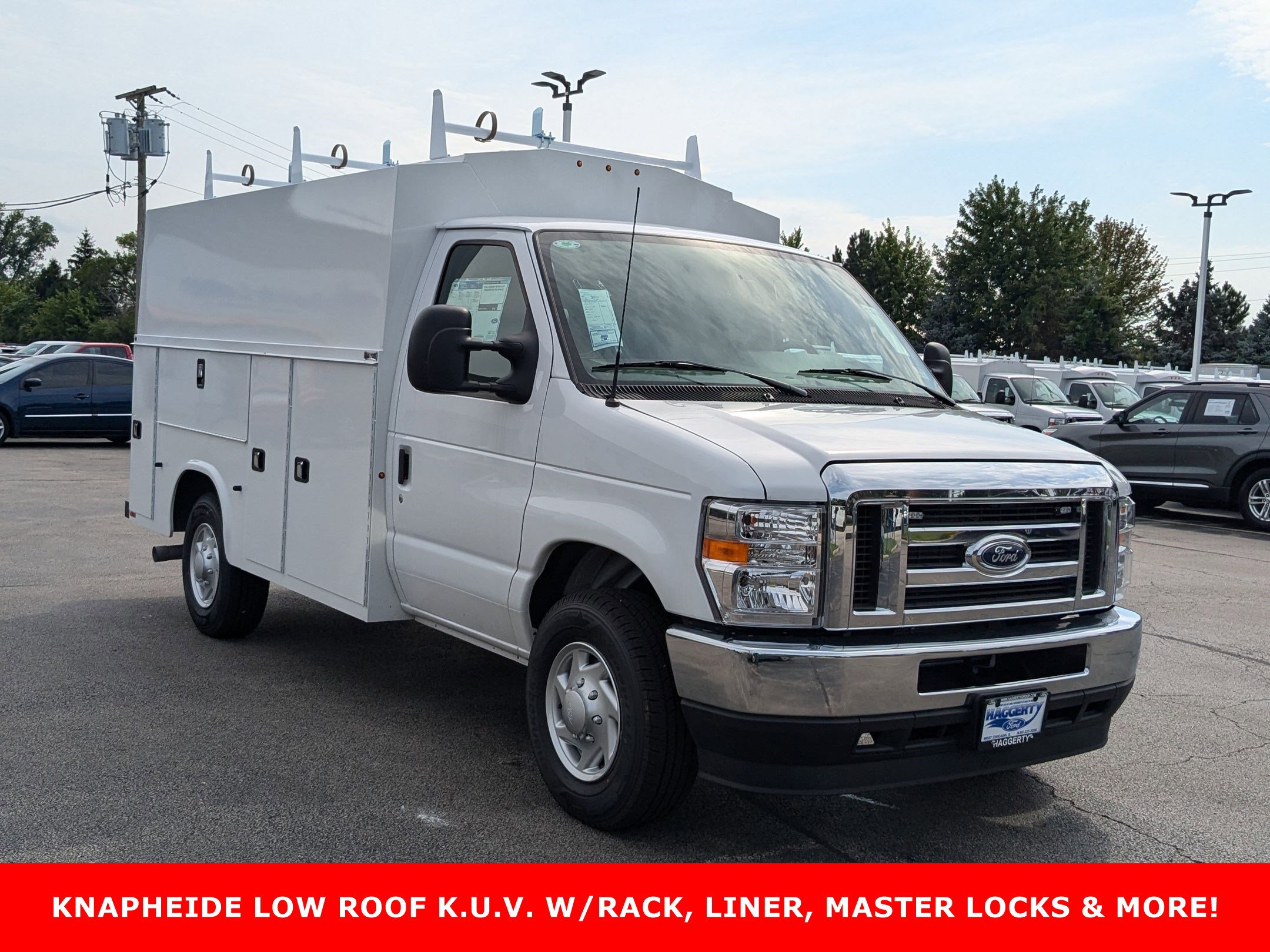 2025 Ford E-350 photo 3
