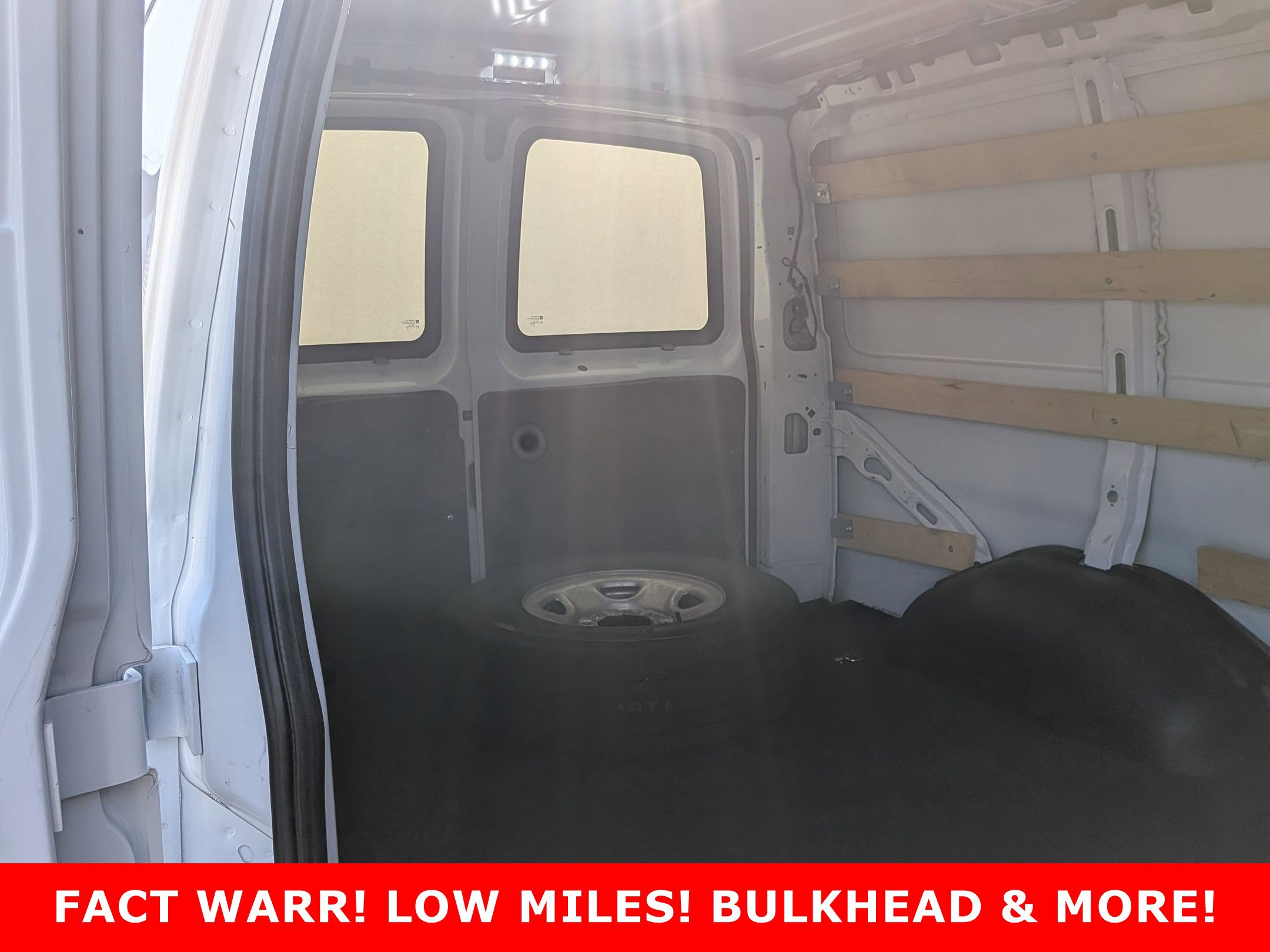 2023 CHEVROLET EXPRESS - Image 22