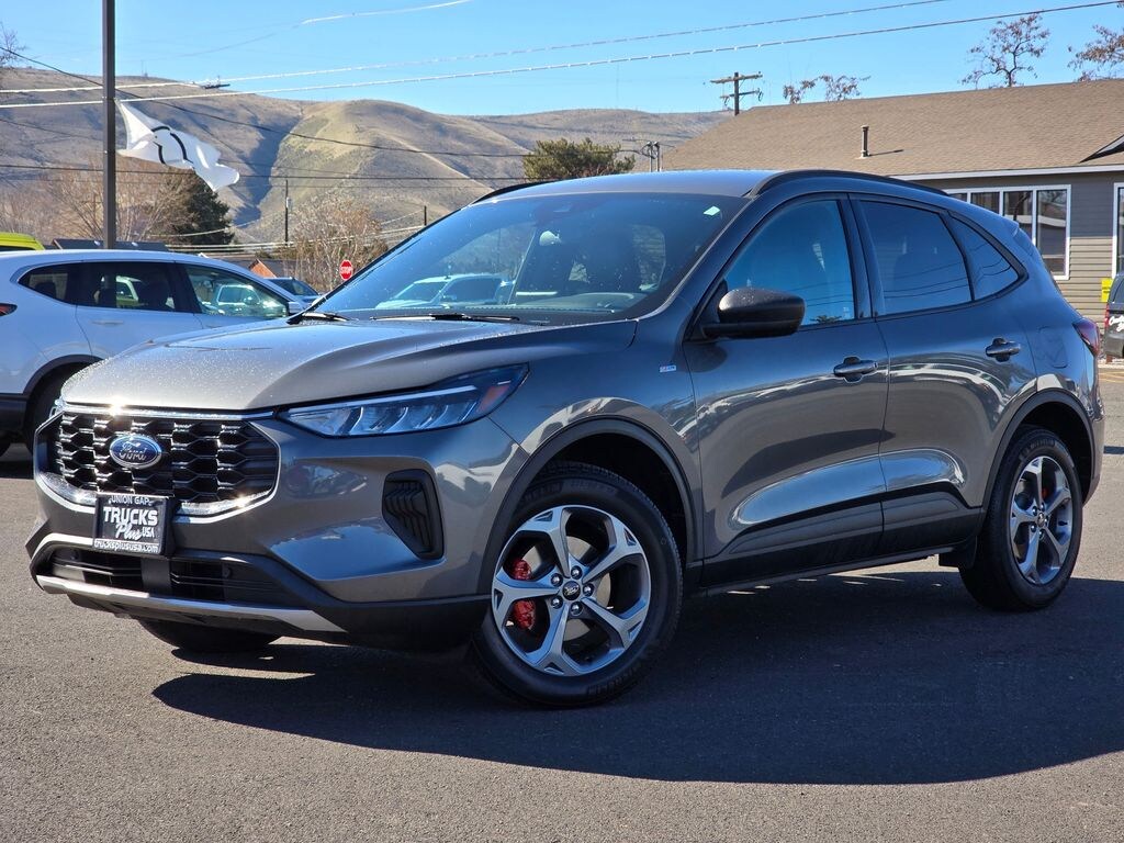 Used 2025 Ford Escape ST-Line SUV