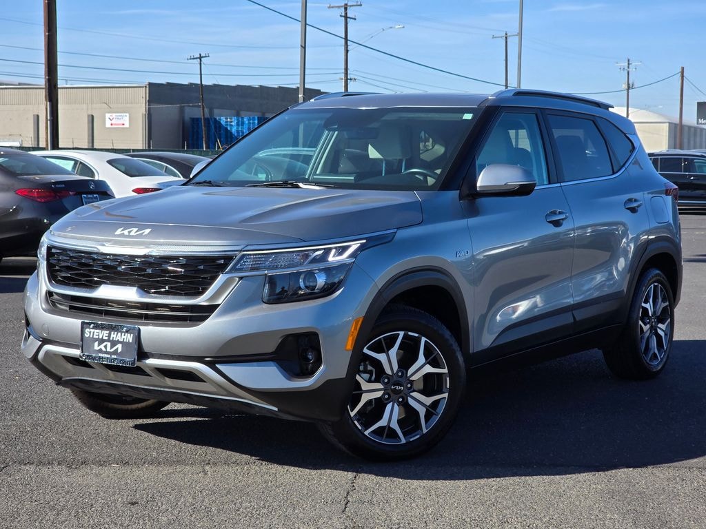 Used 2023 Kia Seltos EX SUV