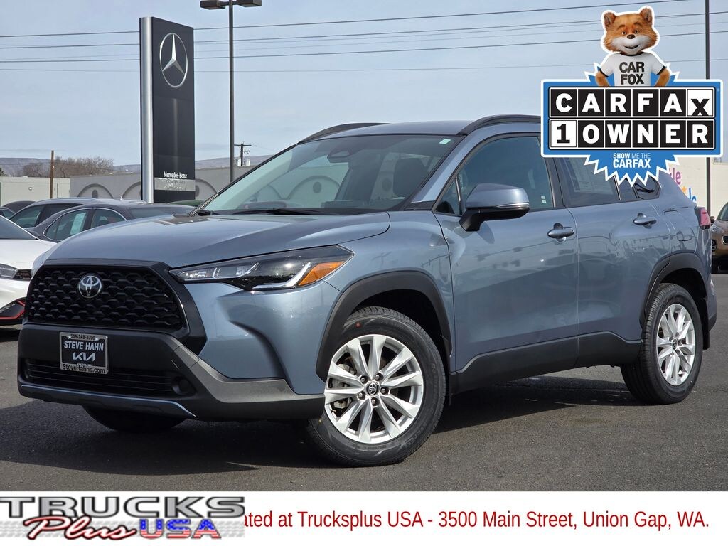 Used 2024 Toyota Corolla Cross LE SUV