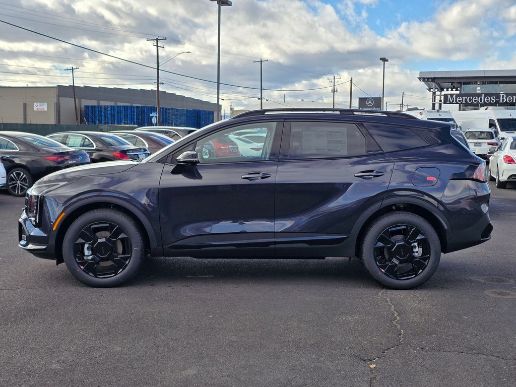 2026 Kia Sportage X-Line photo 2