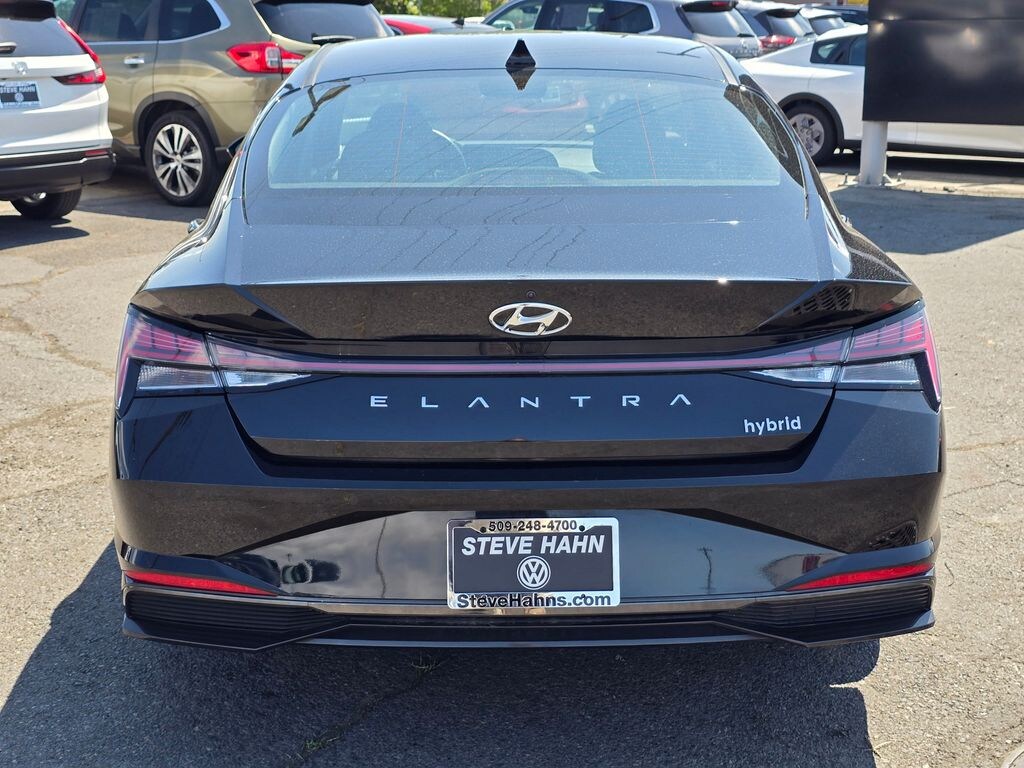 Used 2022 Hyundai Elantra Hybrid Limited Sedan